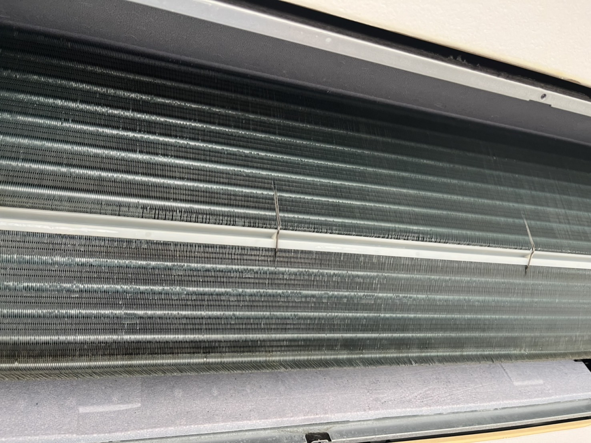 東京都武蔵野市の家庭用天井埋め込みエアコンの作業後2