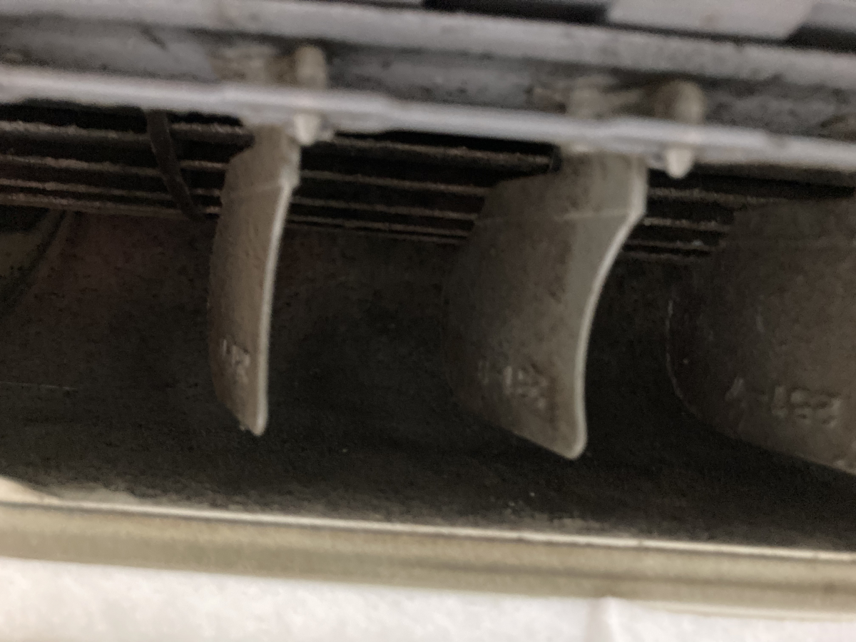 東京都杉並区の業務用壁掛けエアコンの作業前3