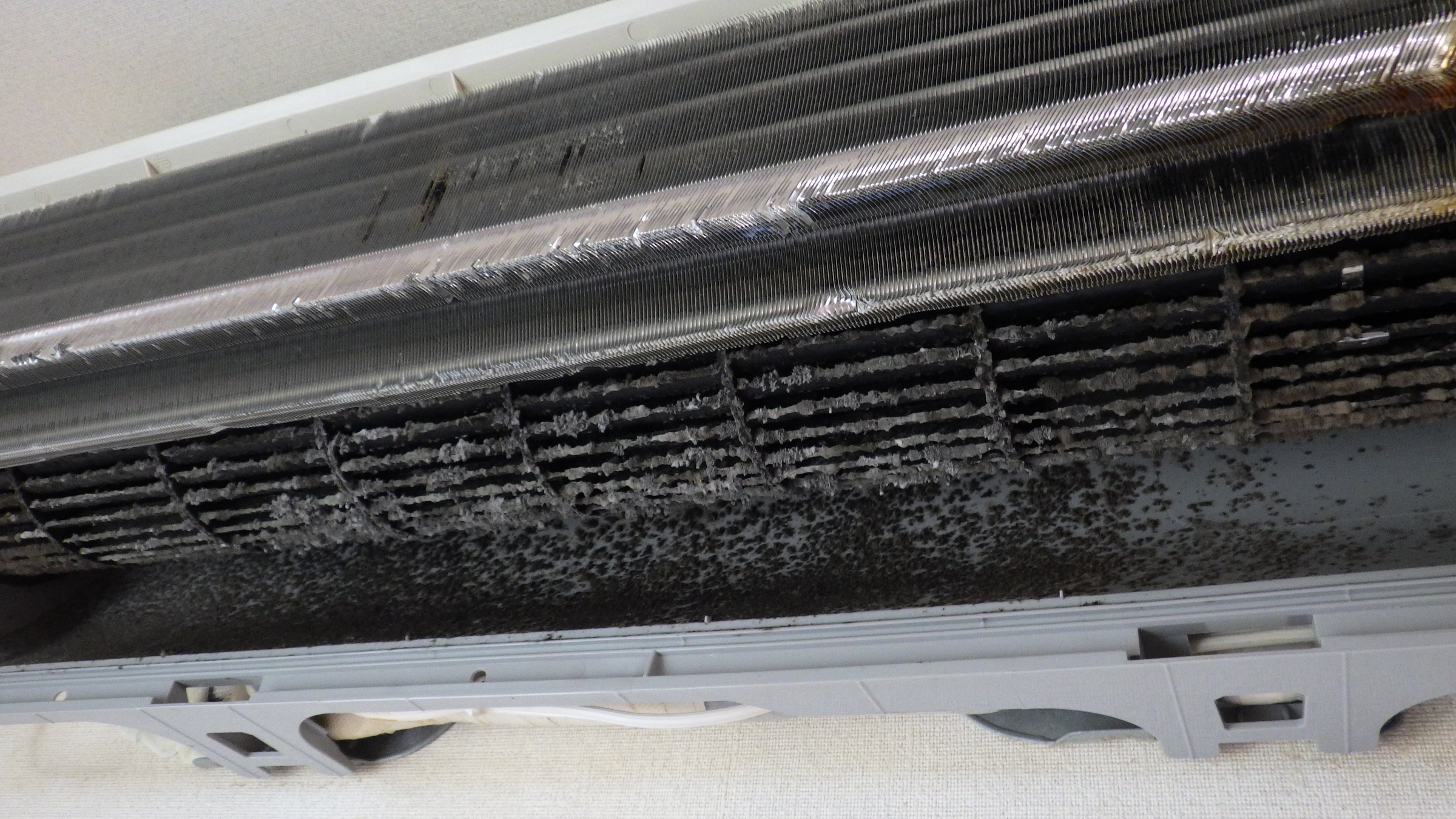 東京都品川区旗の台の壁掛けエアコンの作業前1