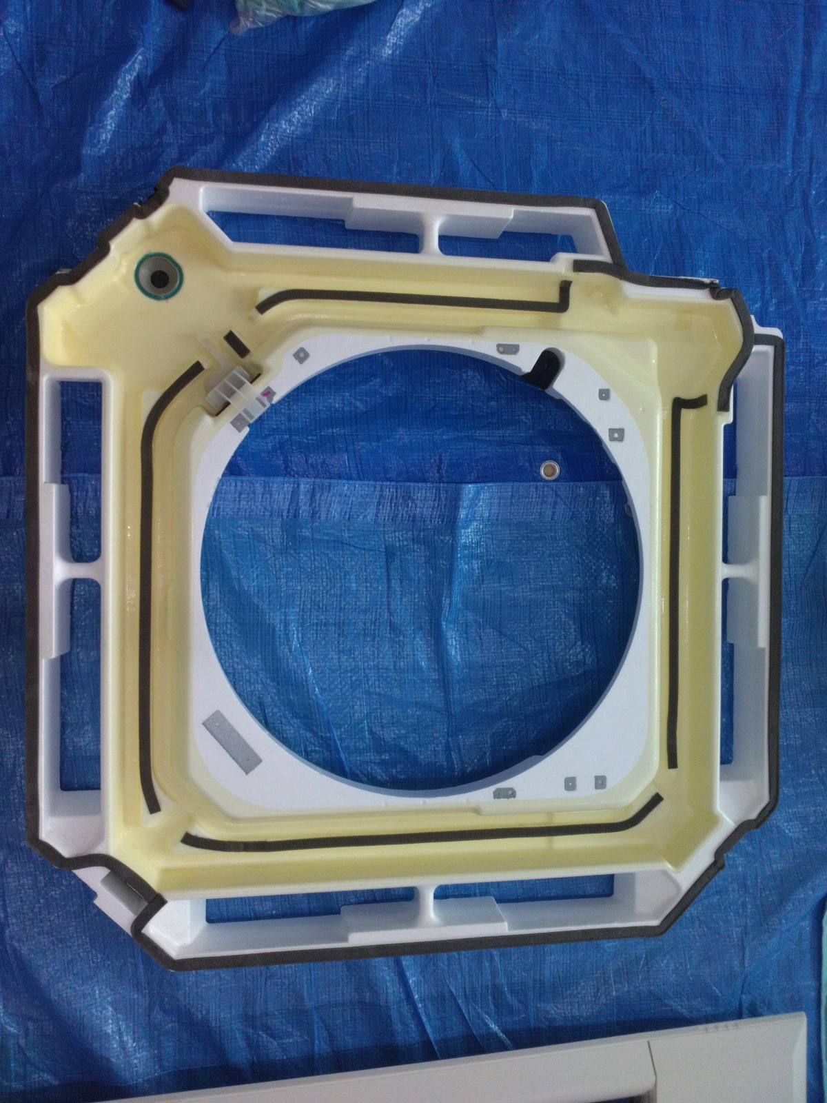 福島県いわき市の家庭用天井埋め込みエアコンの作業後1