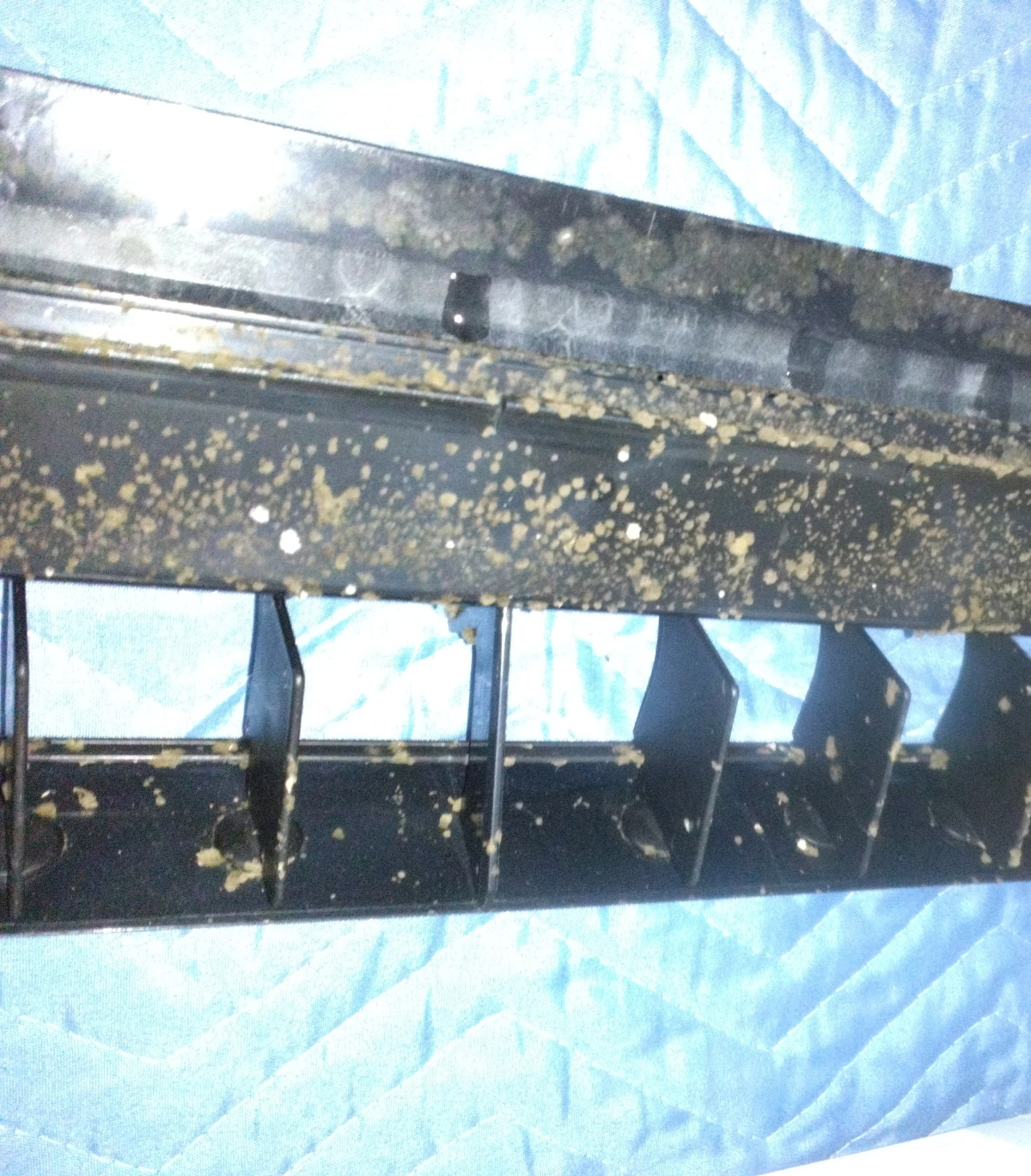 愛知県瀬戸市の壁埋め込みエアコンの作業前2