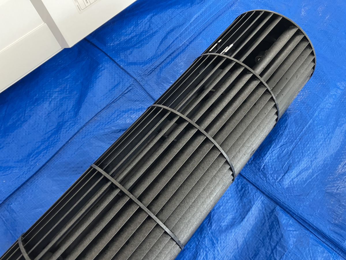 神奈川県川崎市多摩区の家庭用床置きエアコンの作業後2