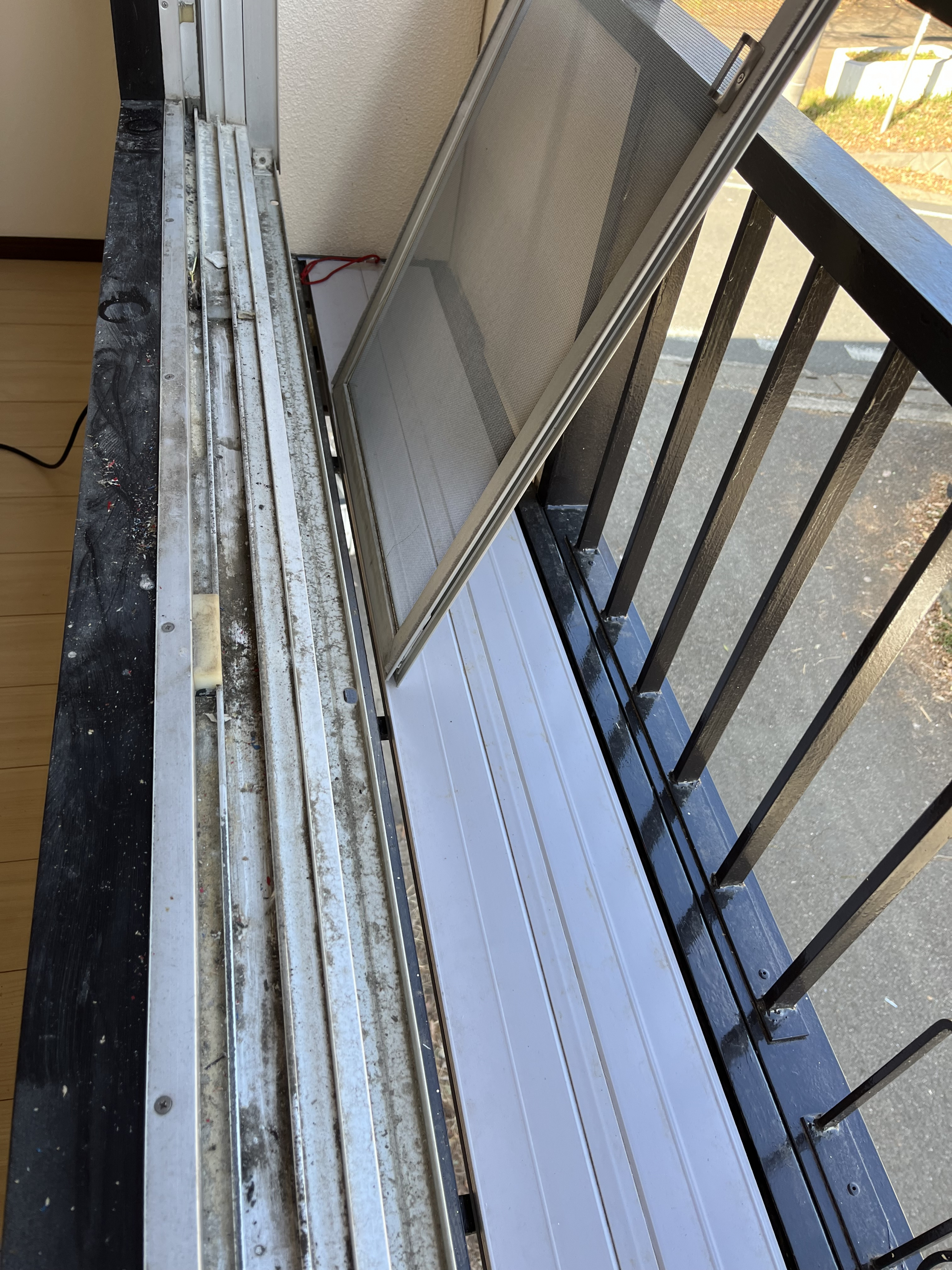 埼玉県入間市向陽台の賃貸住宅入居前の簡易クリーニングの作業前1