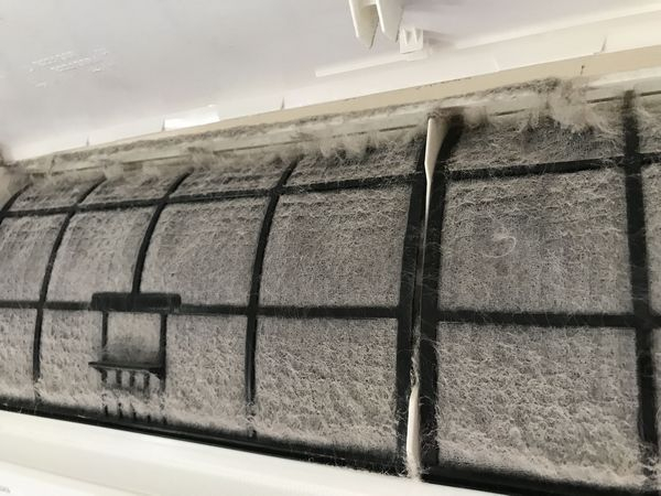 東京都目黒区中目黒の壁掛けエアコンの作業前1