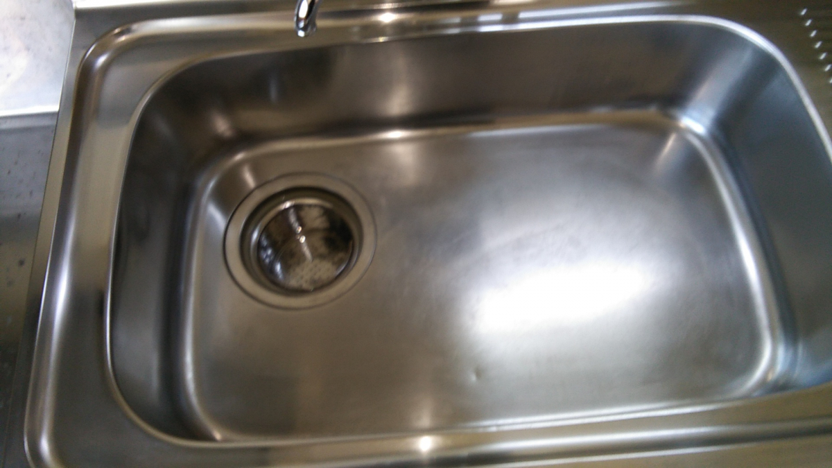 青森県八戸市のキッチンクリーニングの作業後2