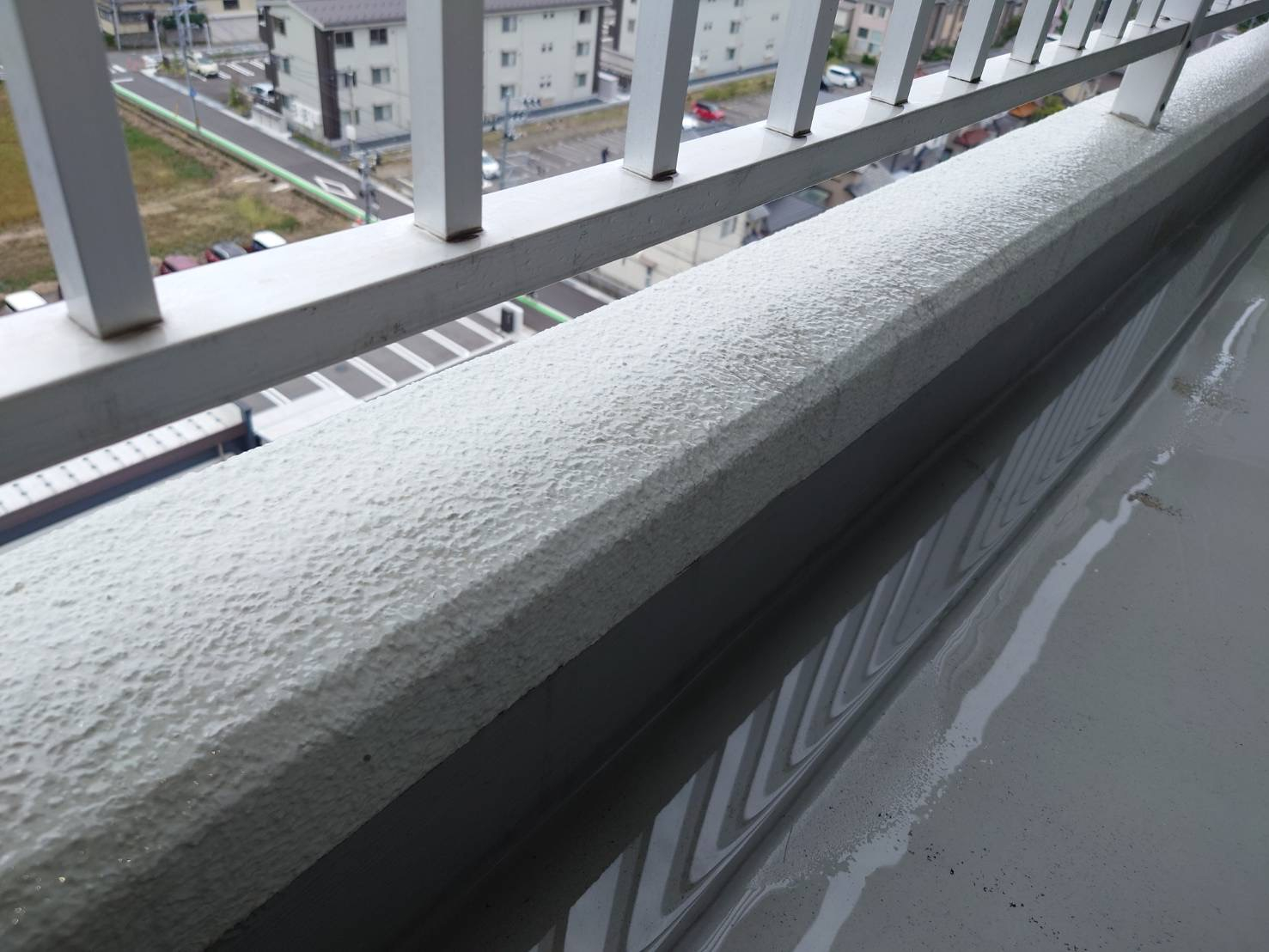 新潟県新潟市中央区米山のベランダ・バルコニークリーニングの作業後2