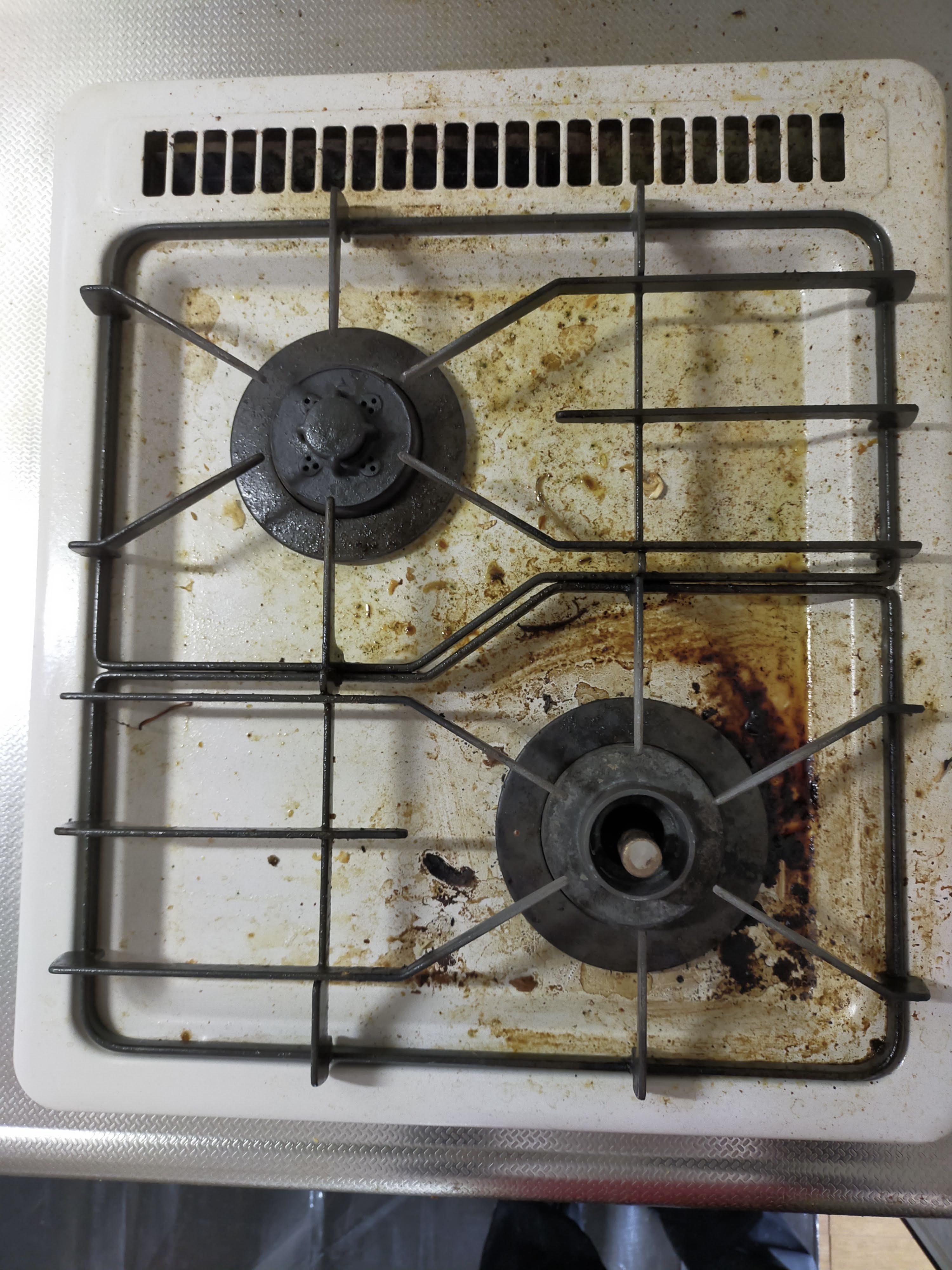 京都府京田辺市田辺鳥本のキッチンクリーニングの作業前1