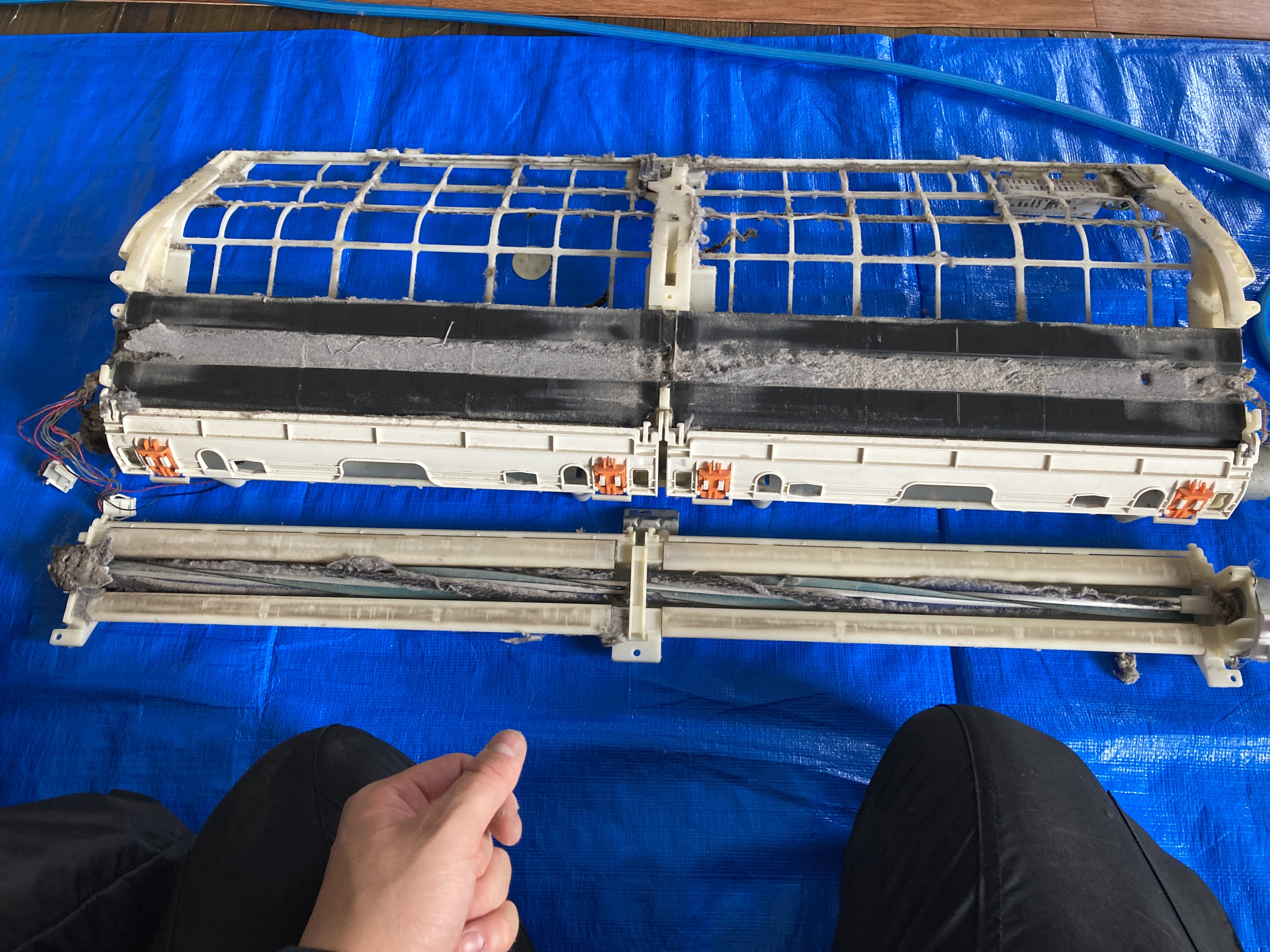 京都府京都市伏見区淀のお掃除機能付きエアコンの作業前3