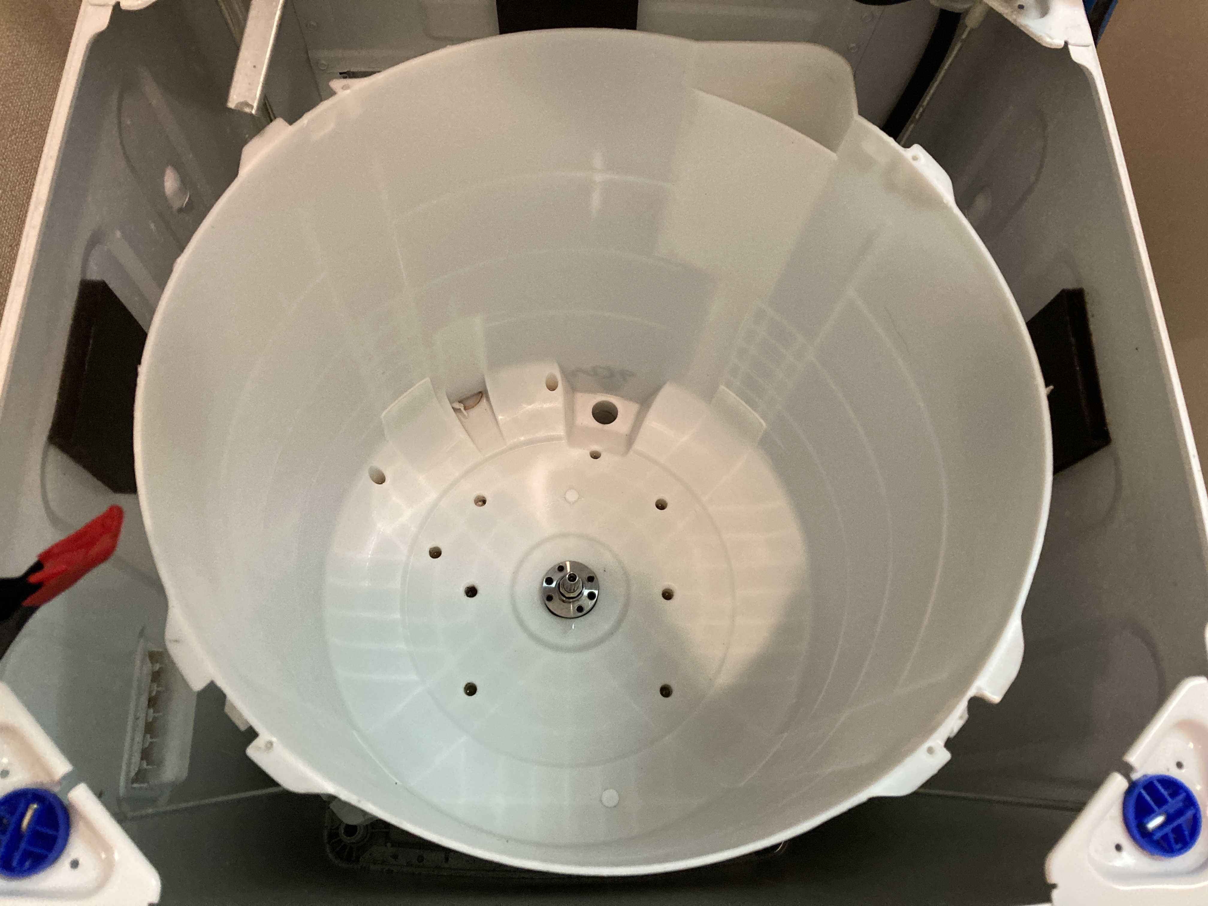 京都府京都市南区上鳥羽大柳町の洗濯機分解クリーニングの作業後2