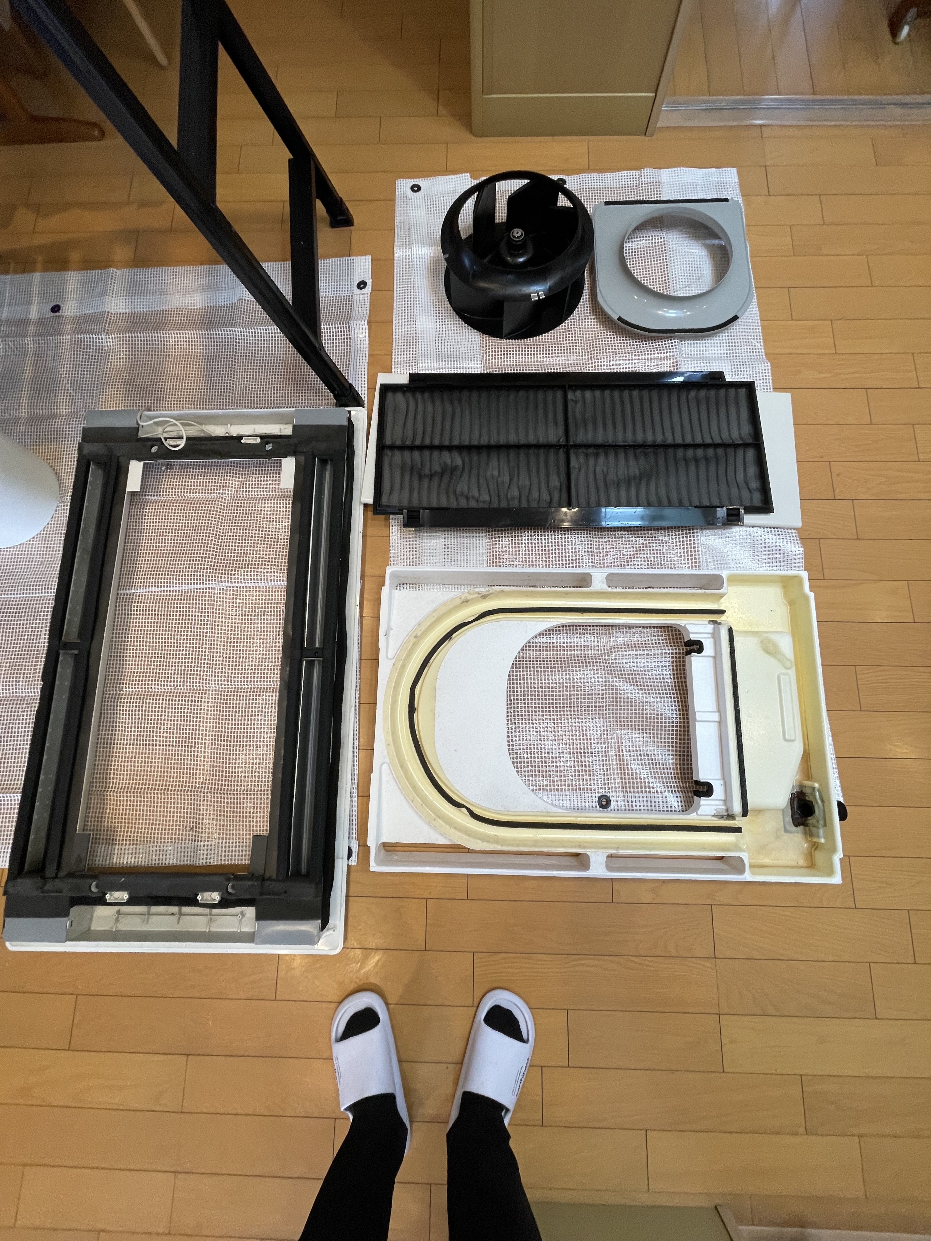 京都府南丹市日吉町の壁埋め込みエアコンの作業後1