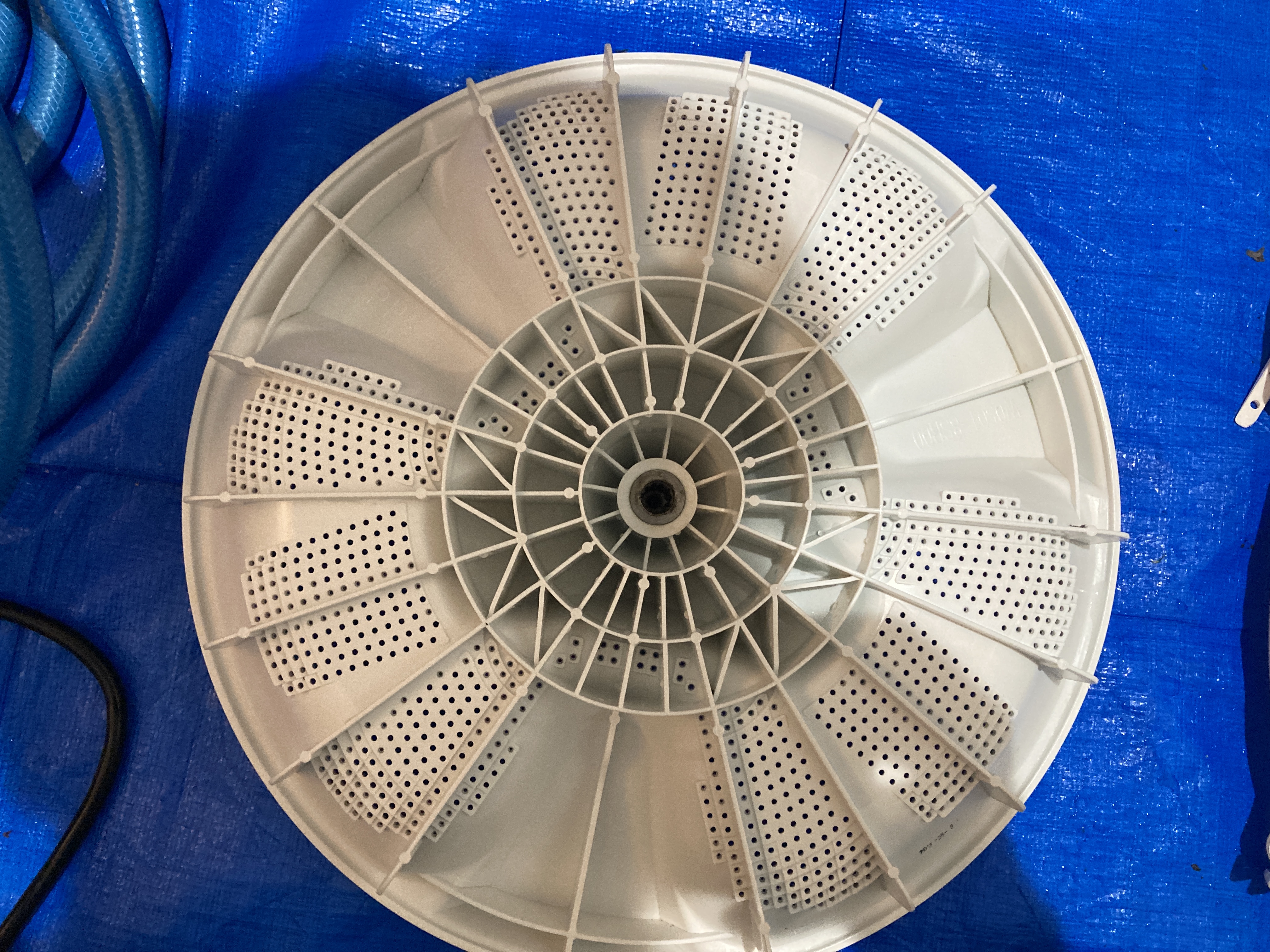 京都府京都市中京区壬生森前町の洗濯機分解クリーニングの作業後3