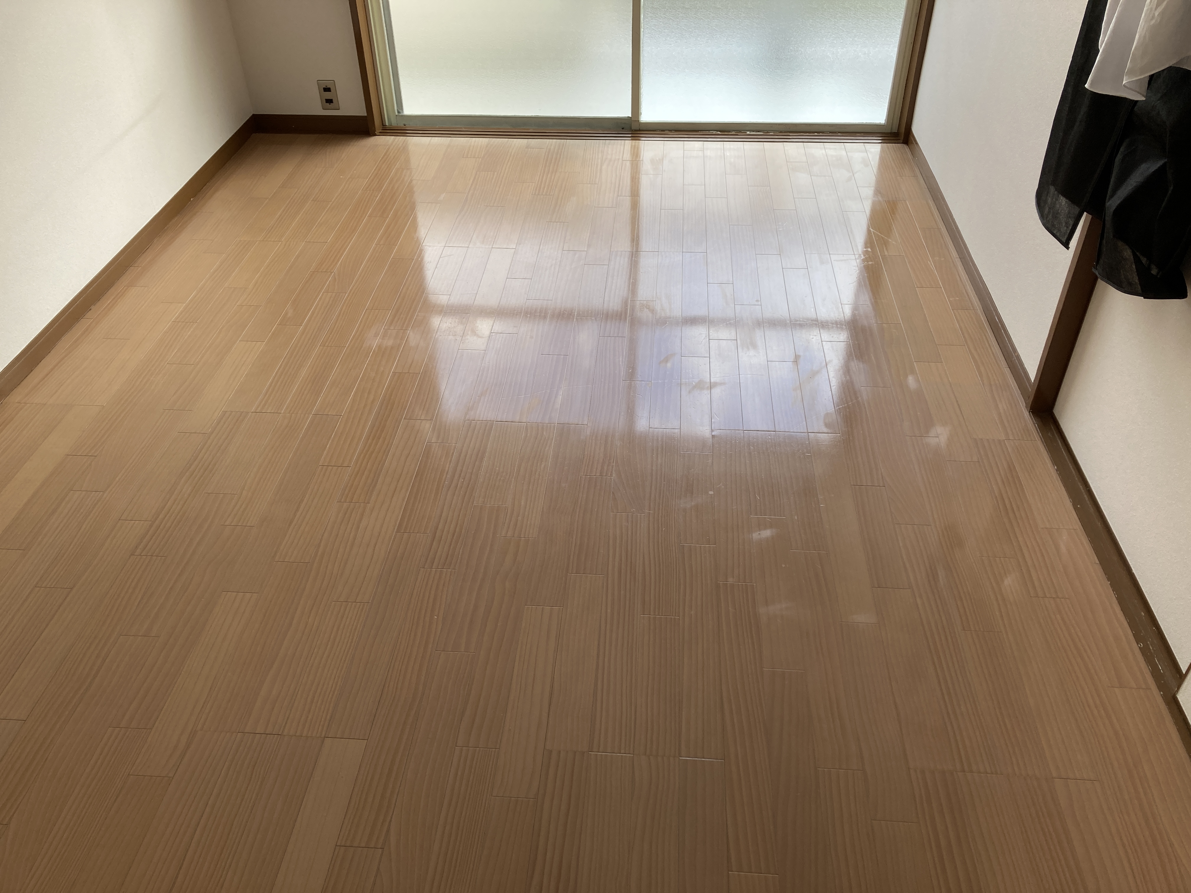 京都府京都市伏見区深草北鍵屋町のフローリングクリーニングの作業前1