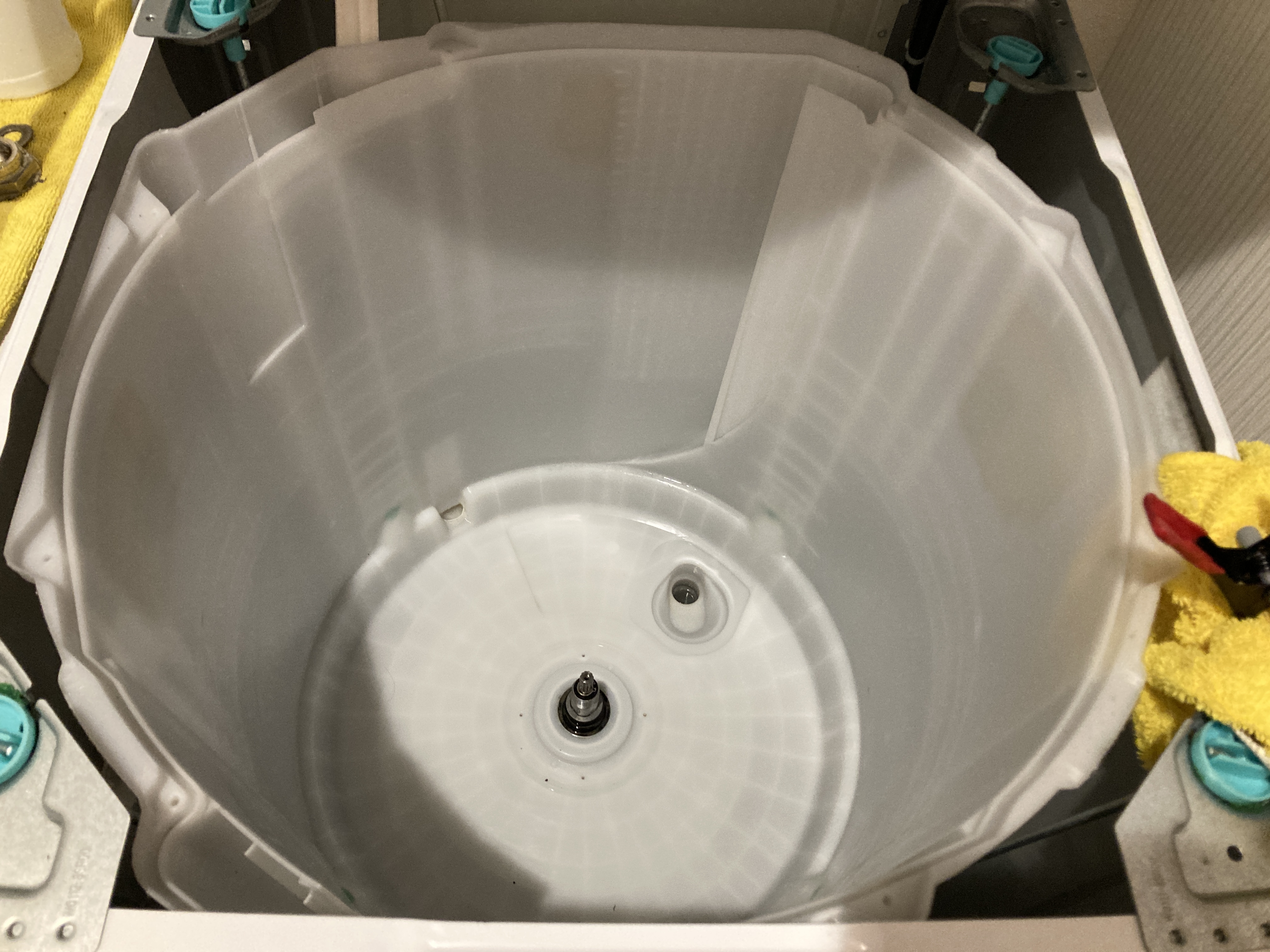 京都府京都市北区大宮南林町の洗濯機分解クリーニングの作業後2