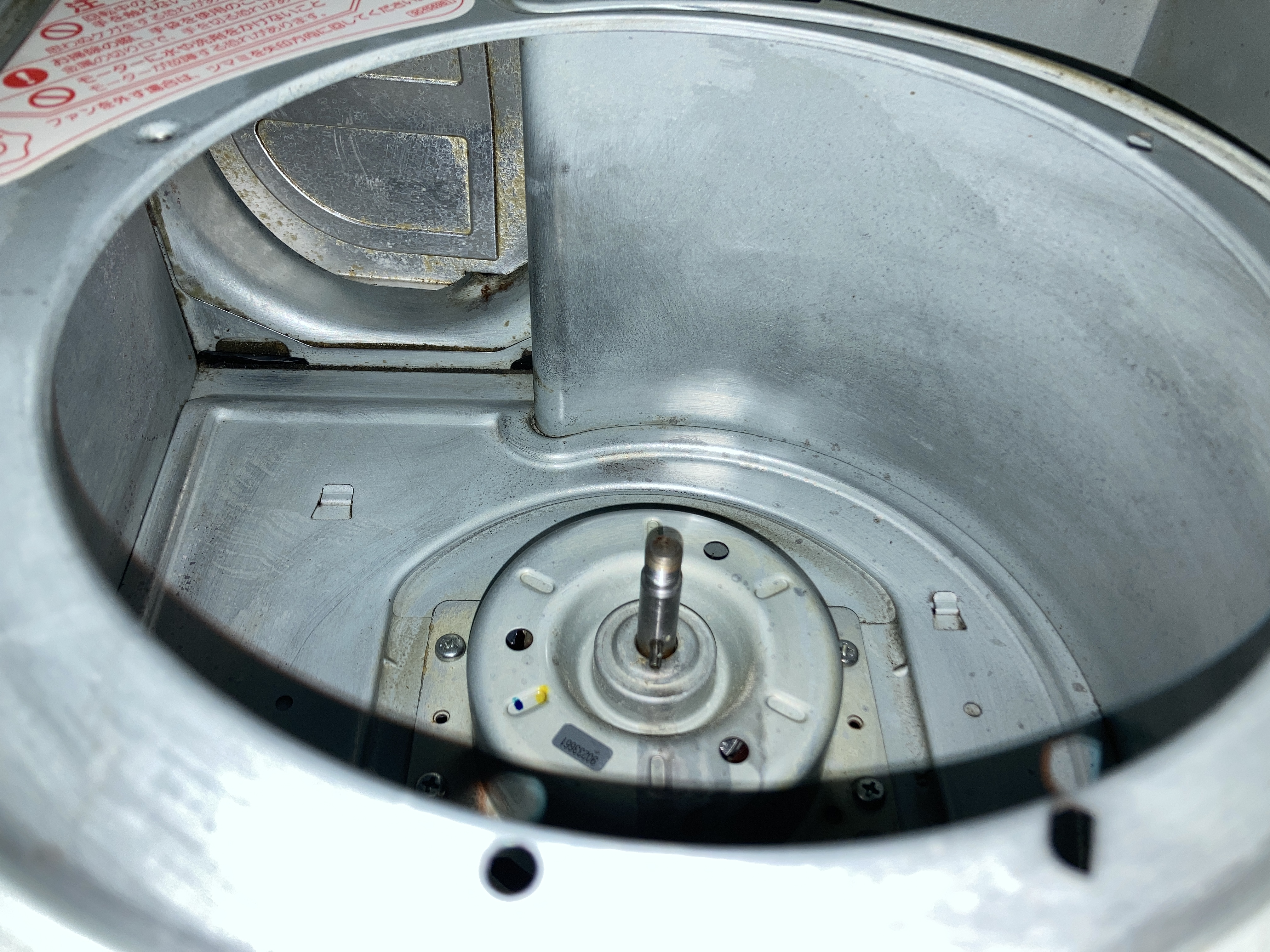 京都府京都市西京区樫原茶ノ木本町のレンジフードクリーニングの作業後2