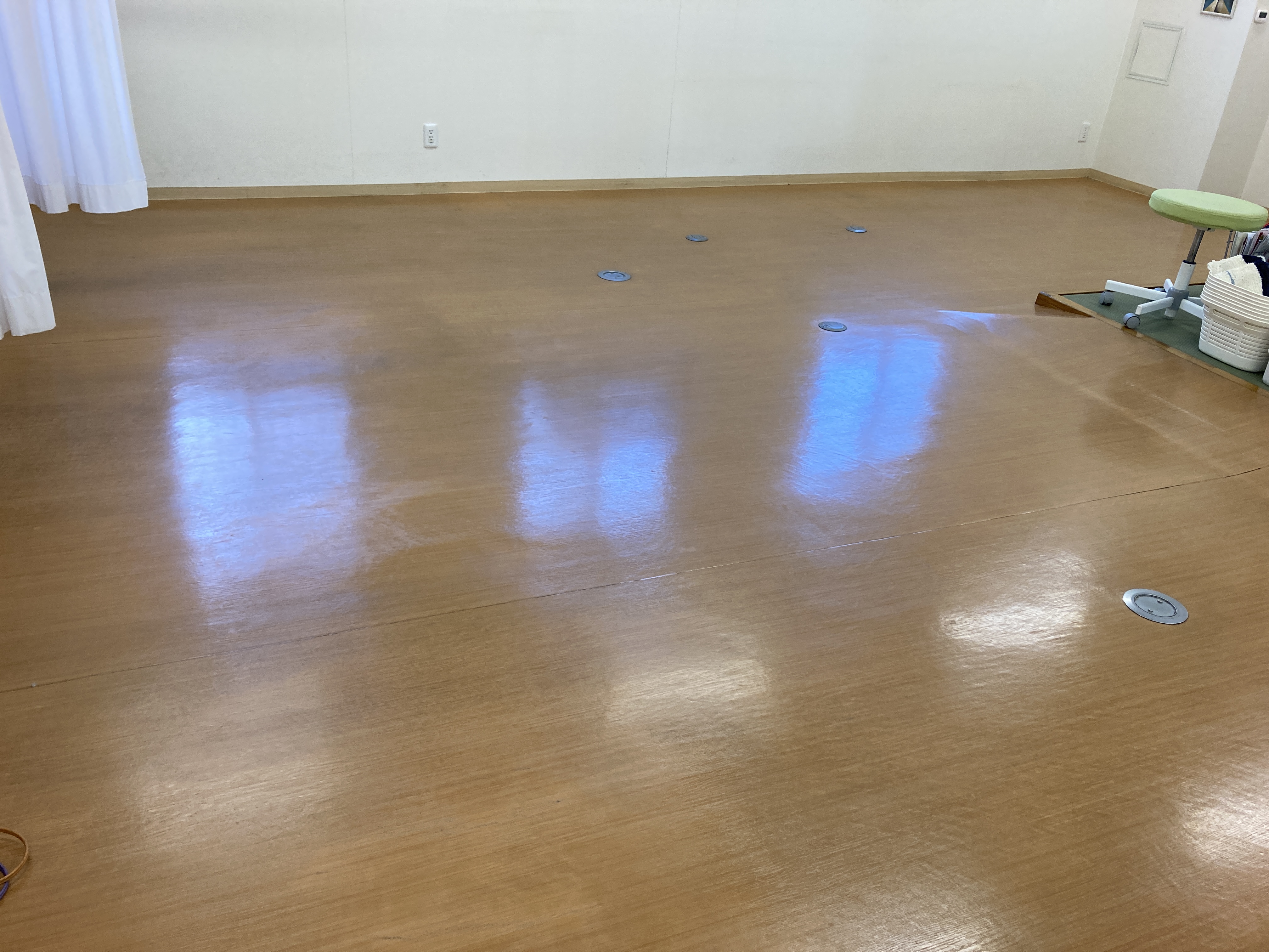 京都府京都市右京区梅津南町の店舗清掃の作業前2