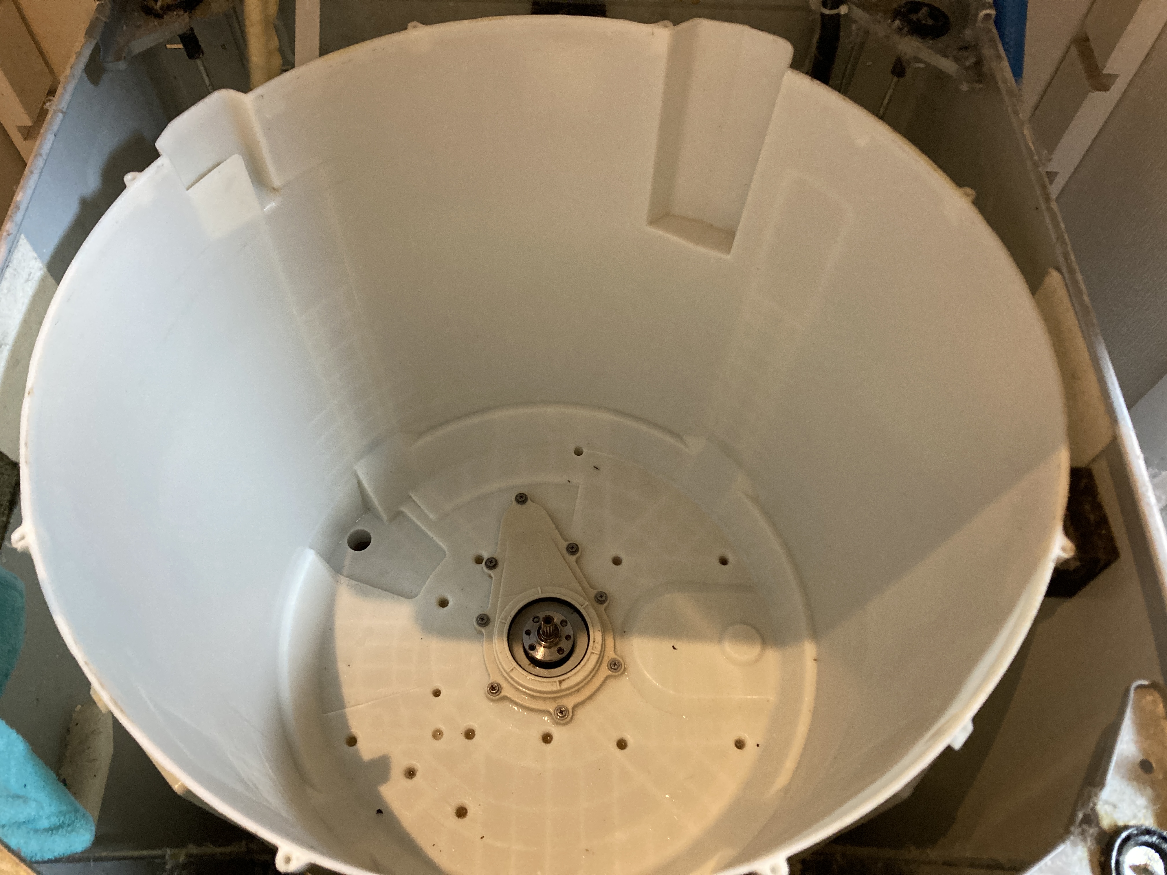 京都府長岡京市久貝の洗濯機分解クリーニングの作業後2