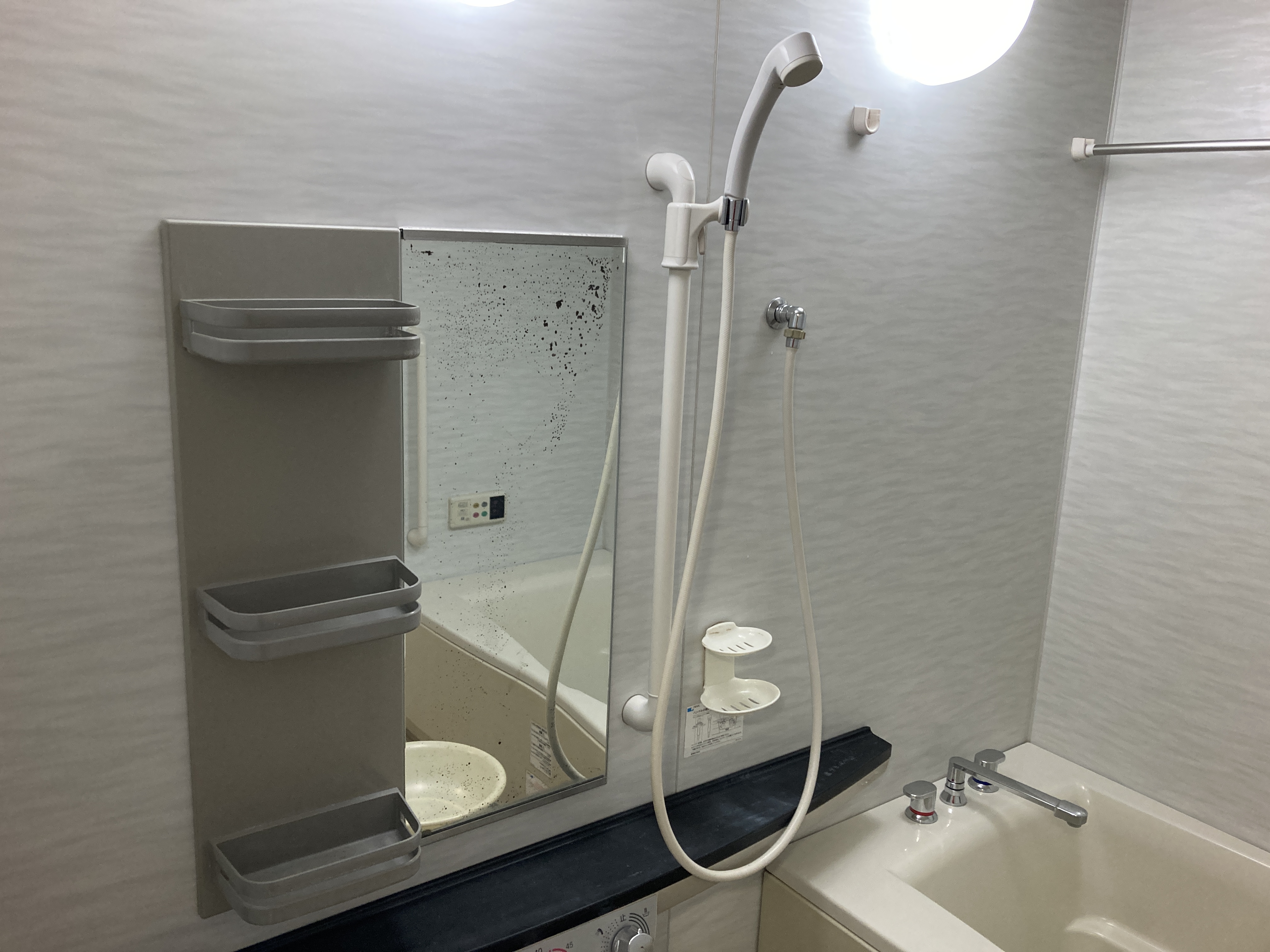 京都府京都市下京区吉文字町の浴室・お風呂クリーニングの作業後1