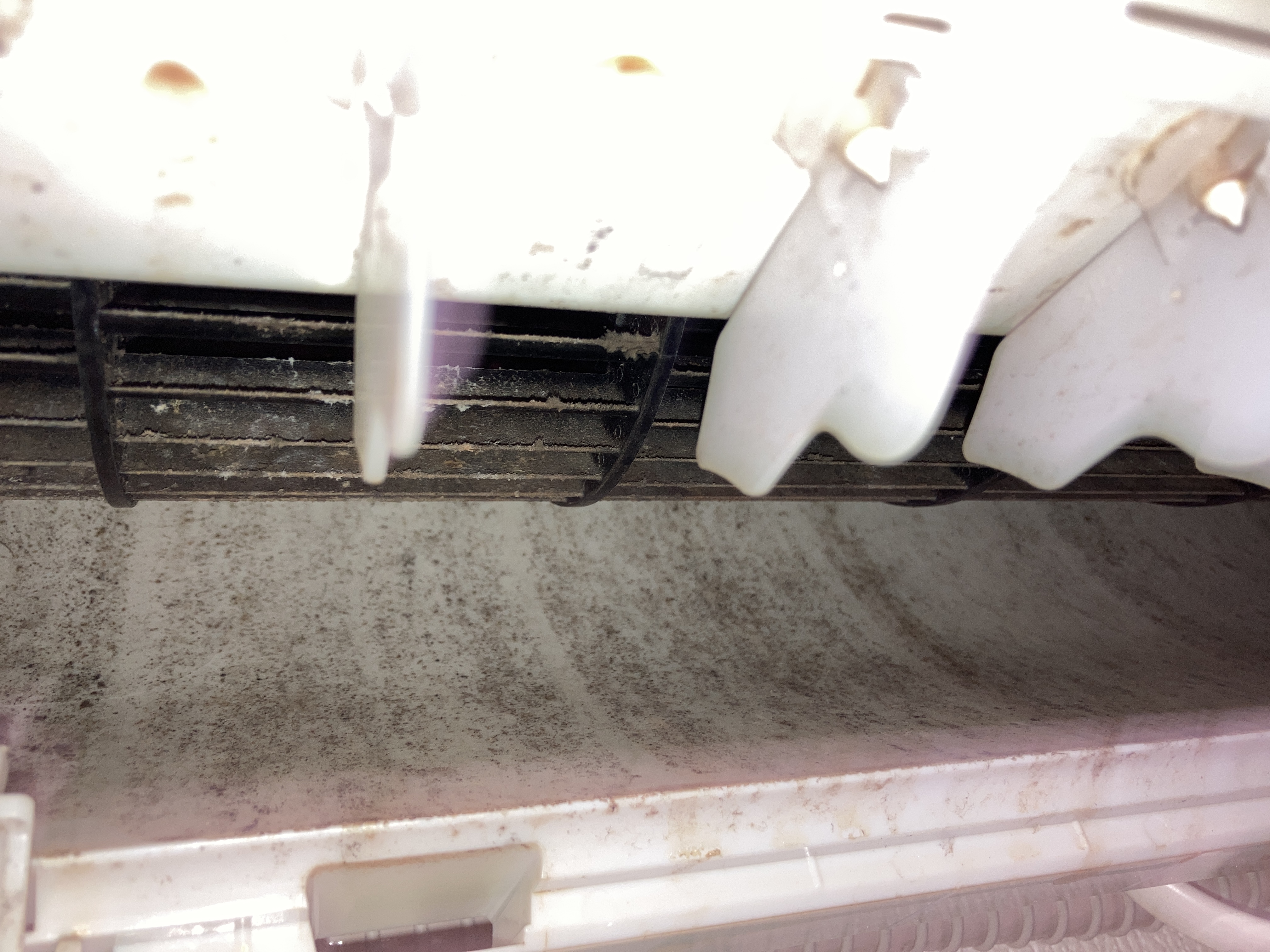 京都府京都市北区小山堀池町のお掃除機能付きエアコンの作業前1