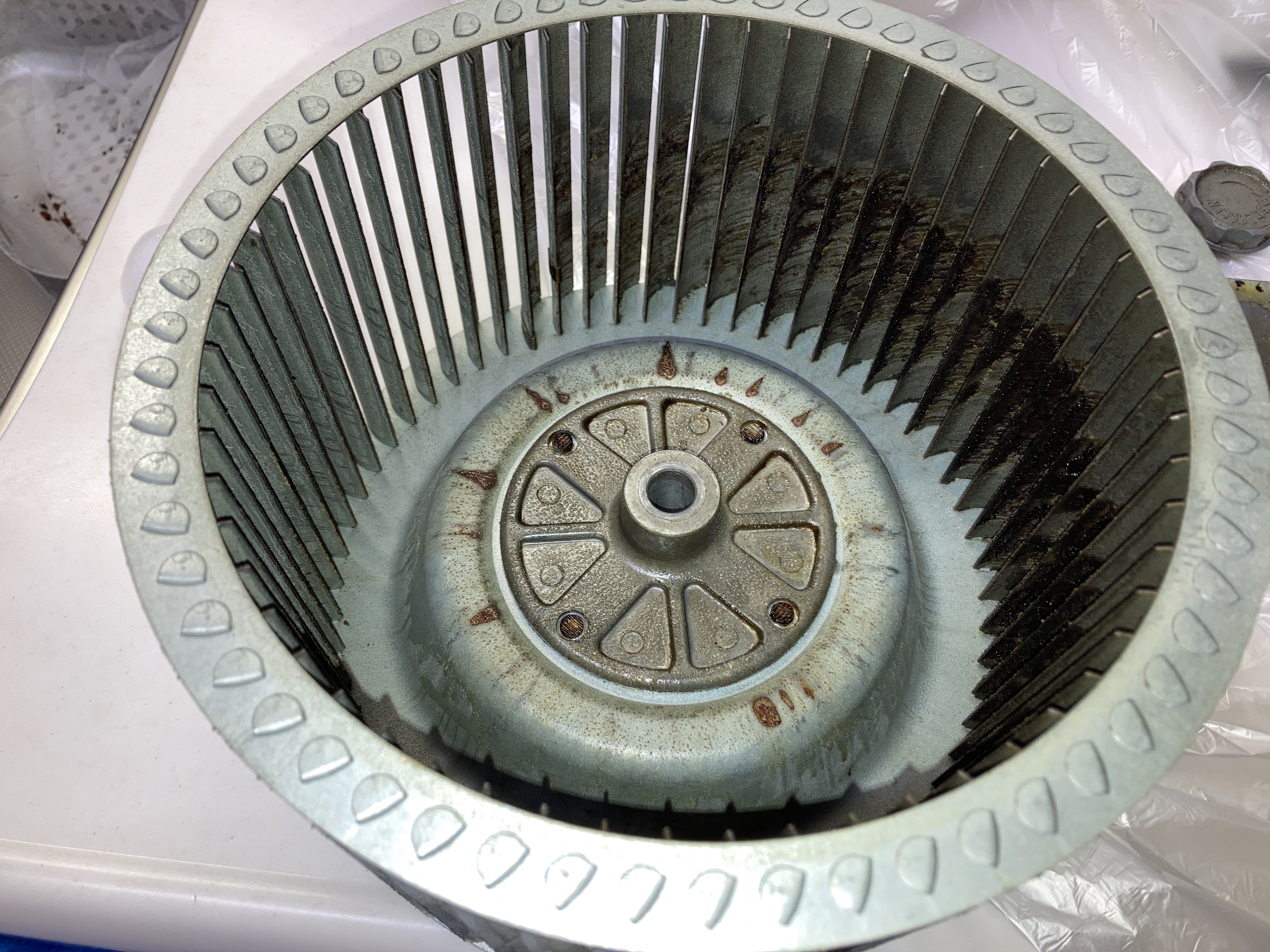 京都府八幡市男山泉のレンジフードクリーニングの作業前2