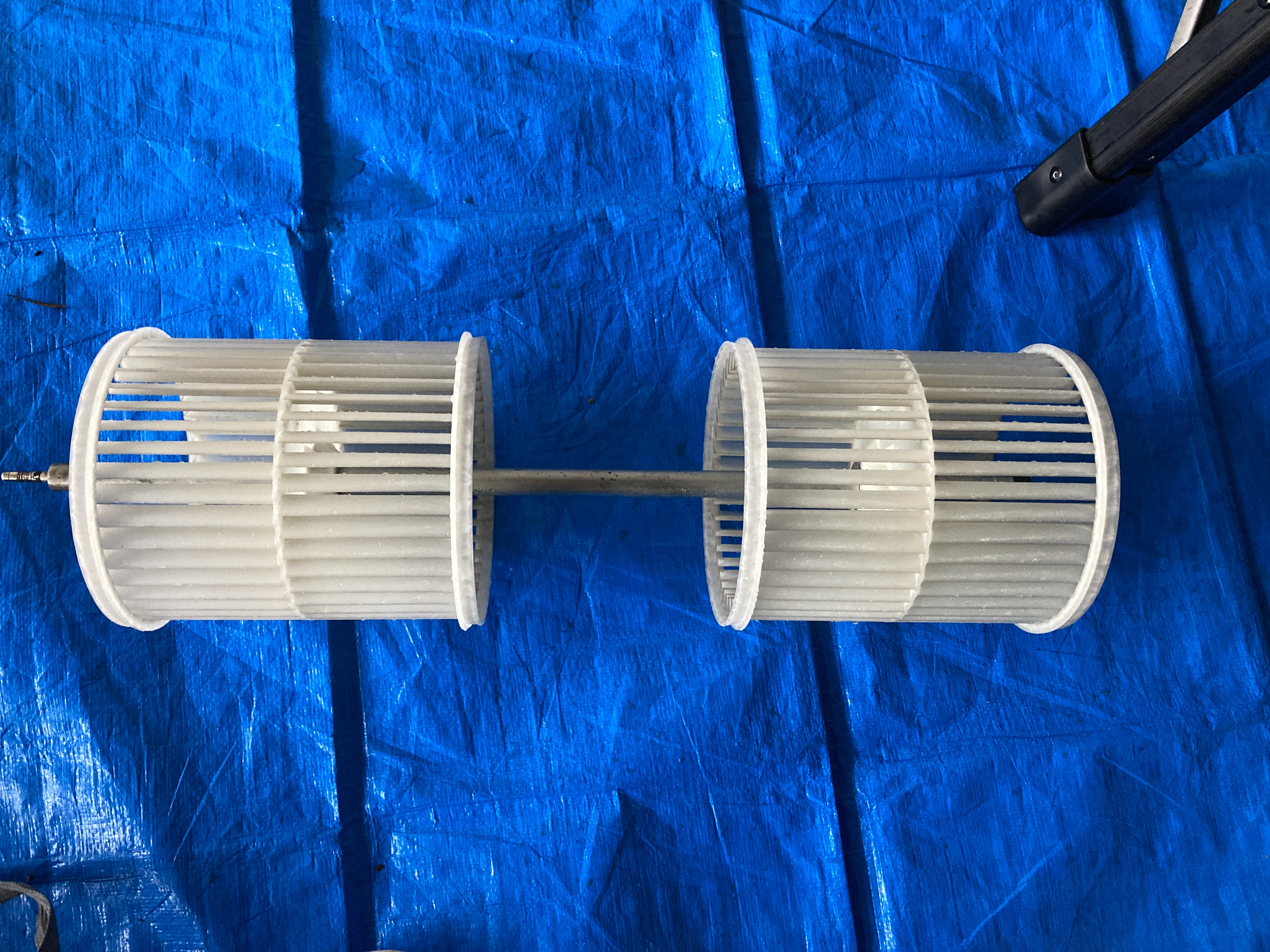 京都府京都市中京区壬生中川町の業務用天井吊りエアコンの作業後1