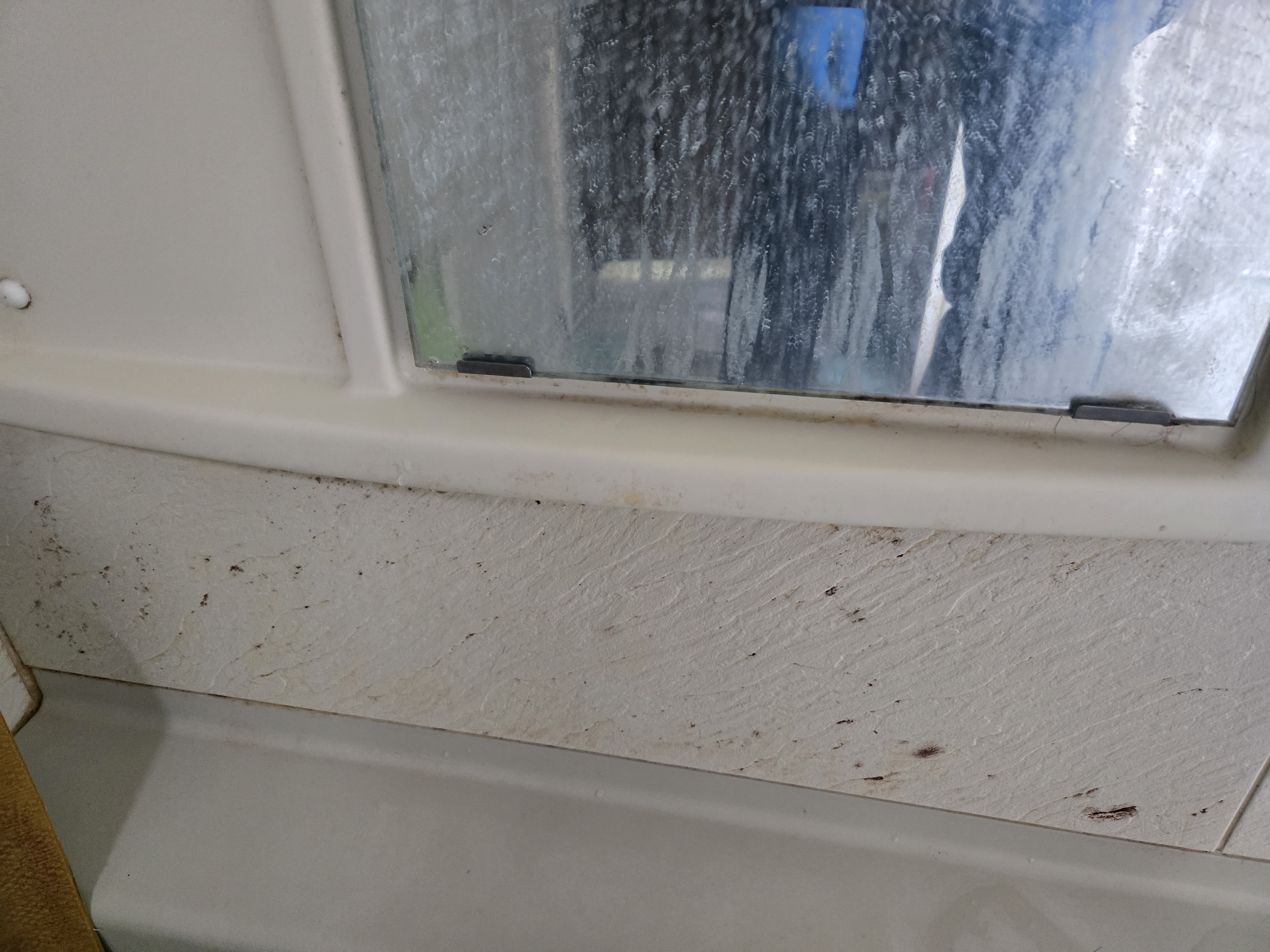 東京都杉並区の浴室・お風呂クリーニングの作業前1