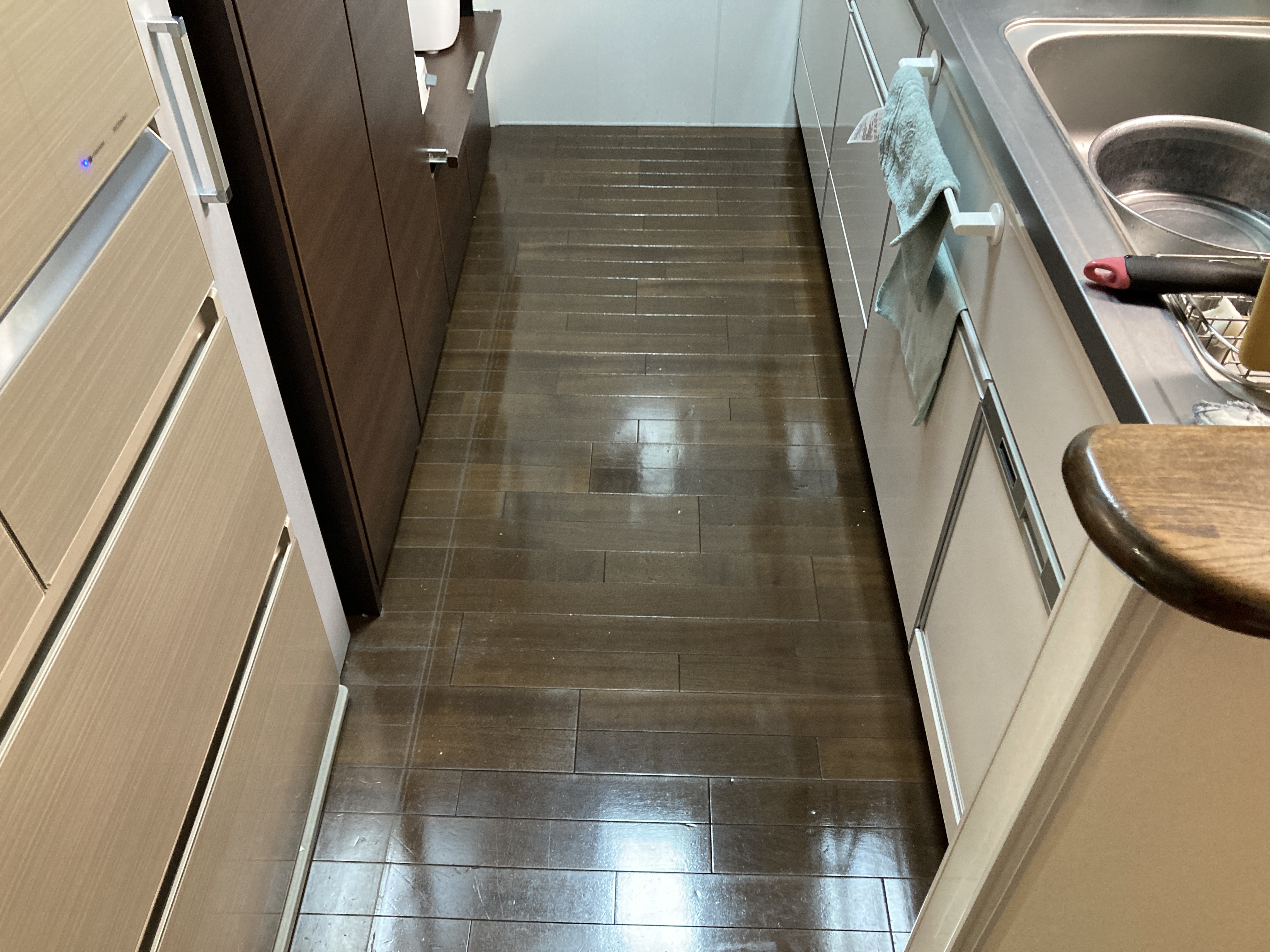 京都府京都市中京区壬生森町のフローリングクリーニングの作業前2