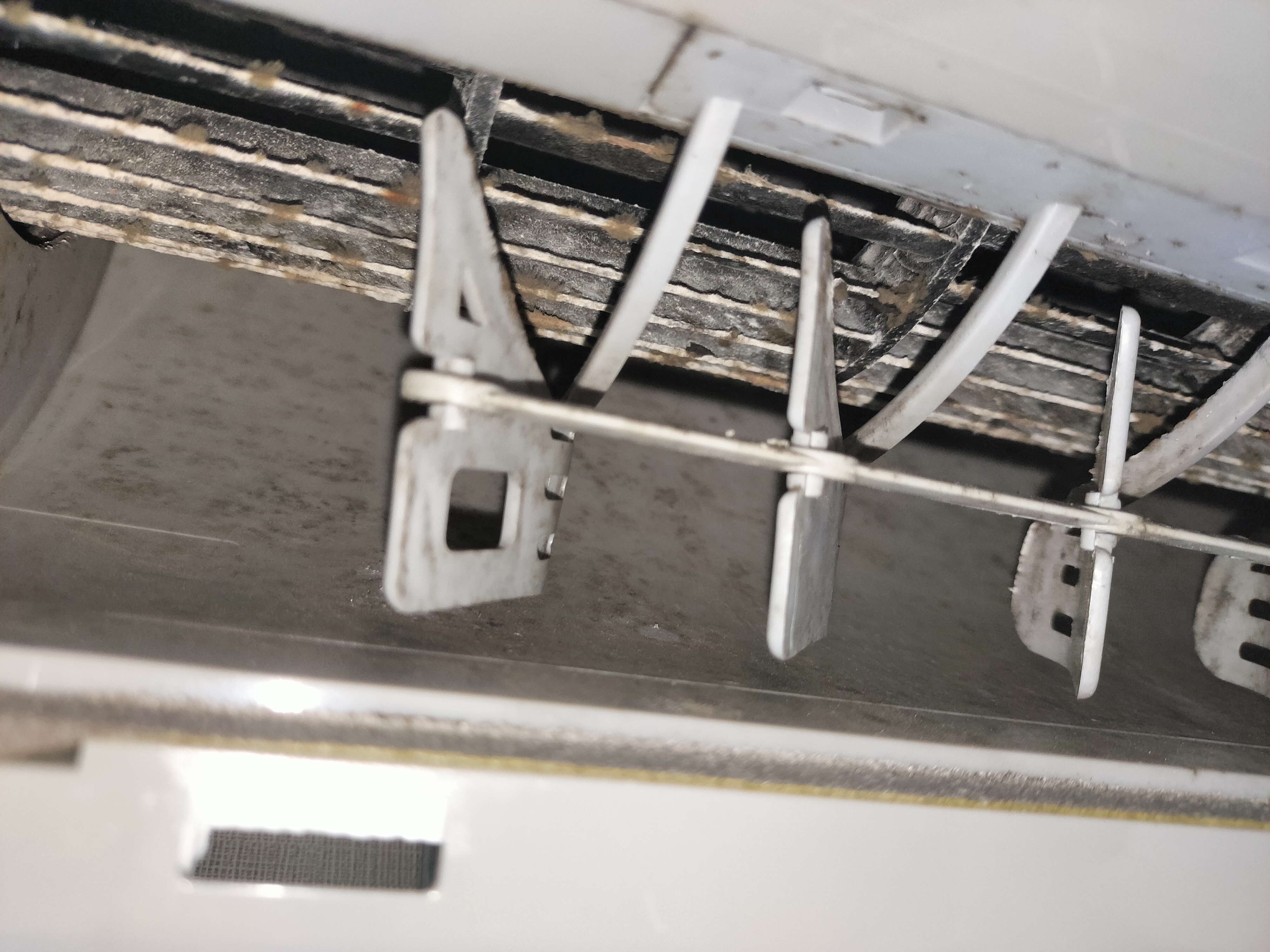 茨城県つくば市の壁掛けエアコンの作業前1