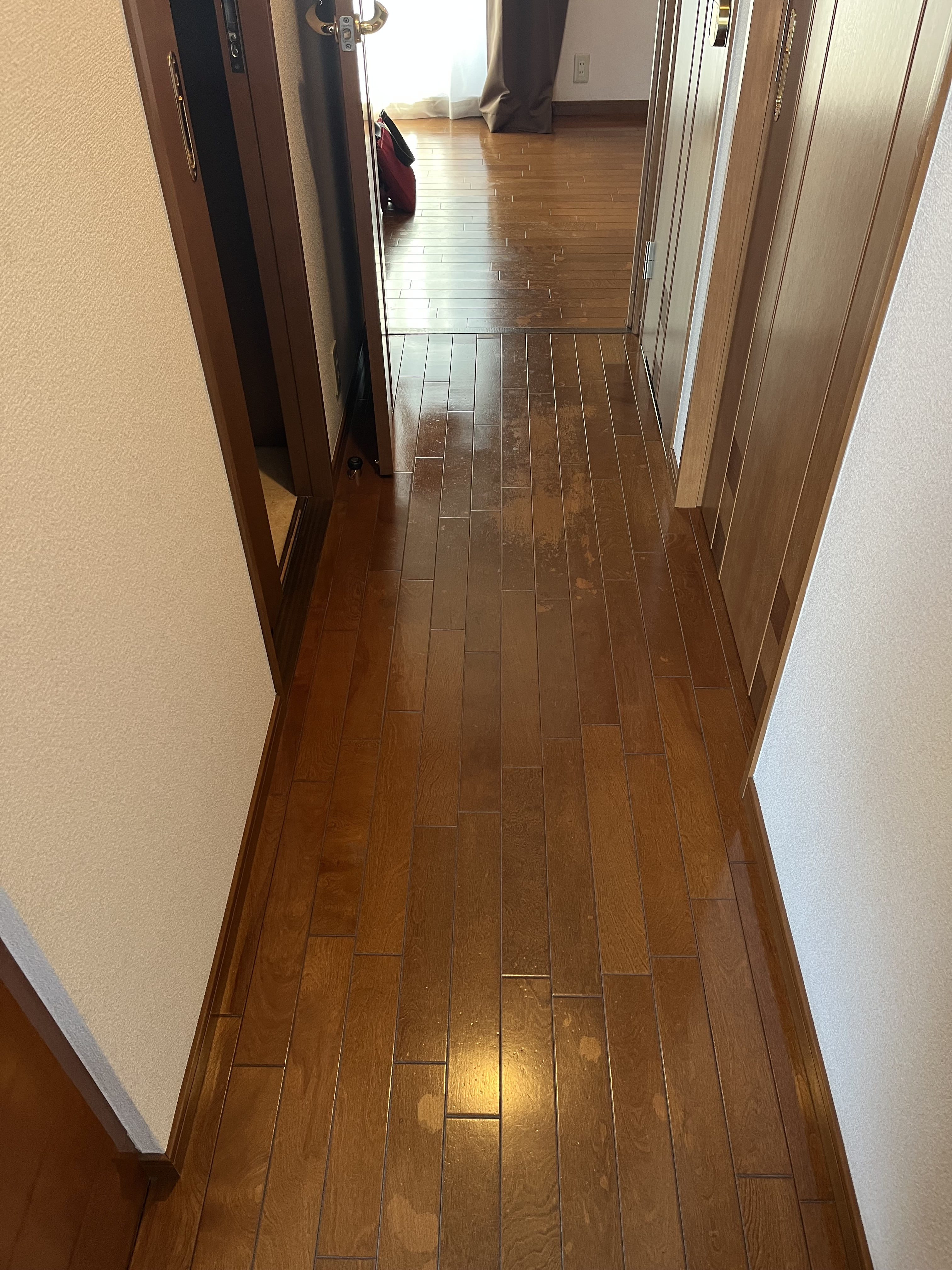 京都府京都市下京区若宮町のフローリングクリーニングの作業前3