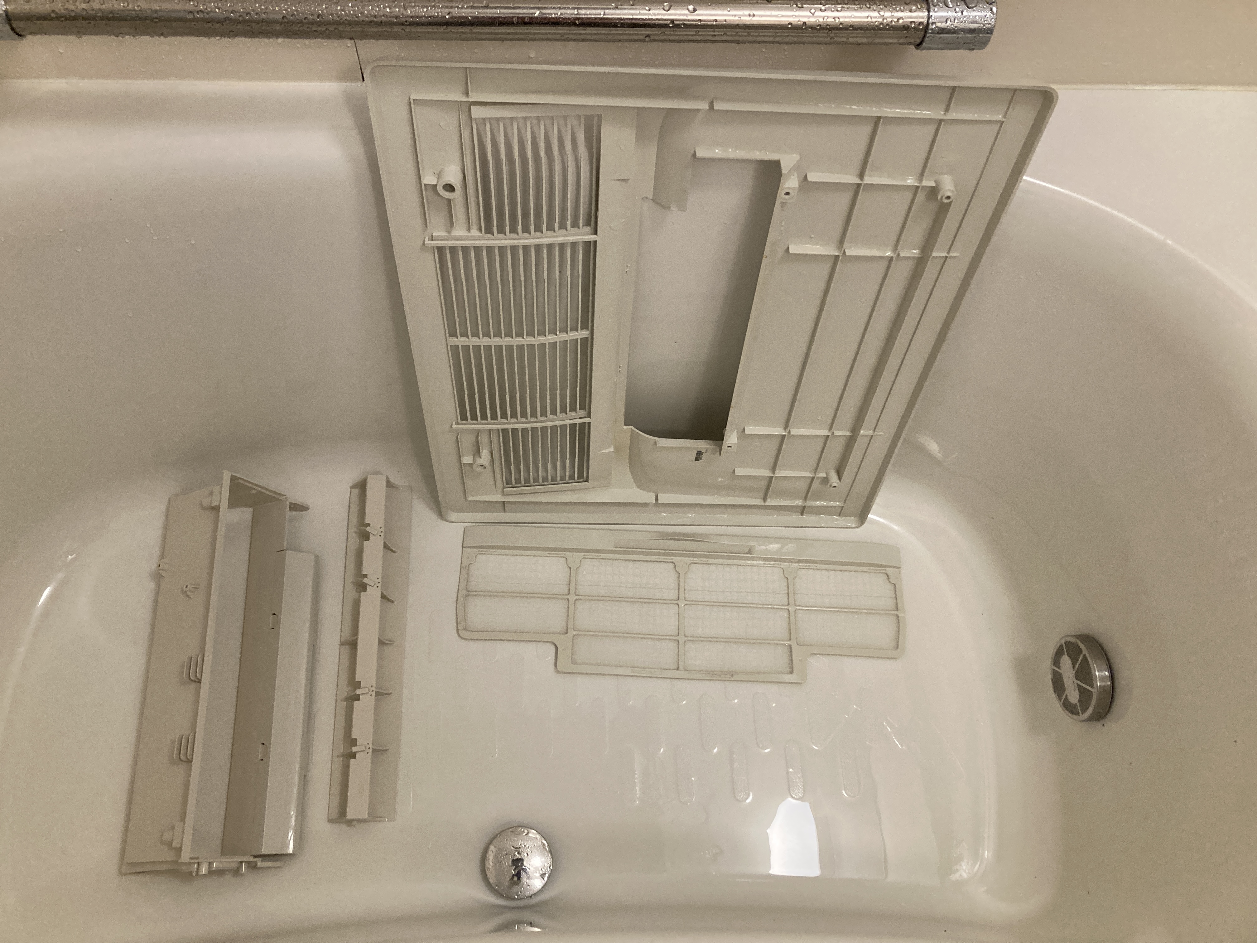 京都府京都市伏見区深草善導寺町の浴室乾燥機クリーニングの作業後2