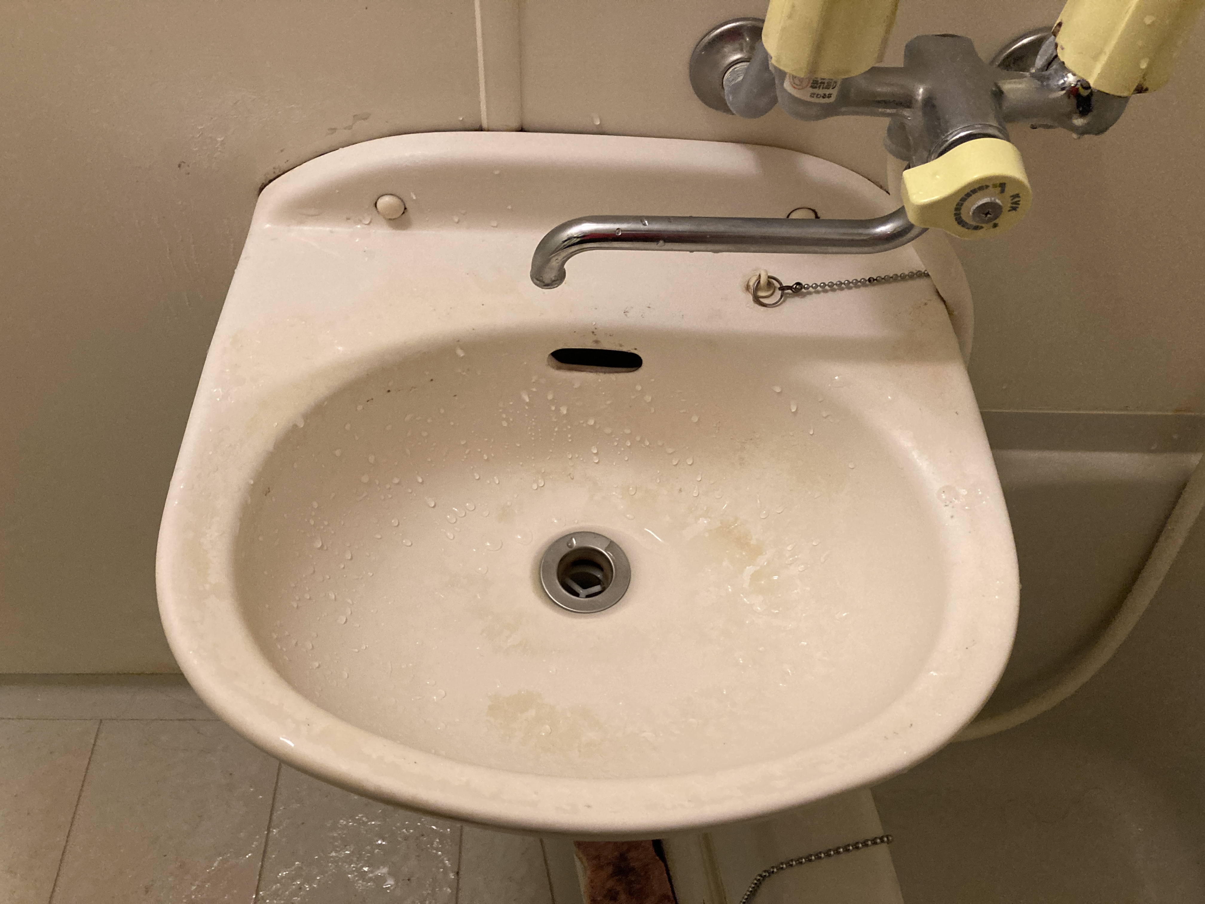 京都府長岡京市開田の浴室・お風呂クリーニングの作業前3