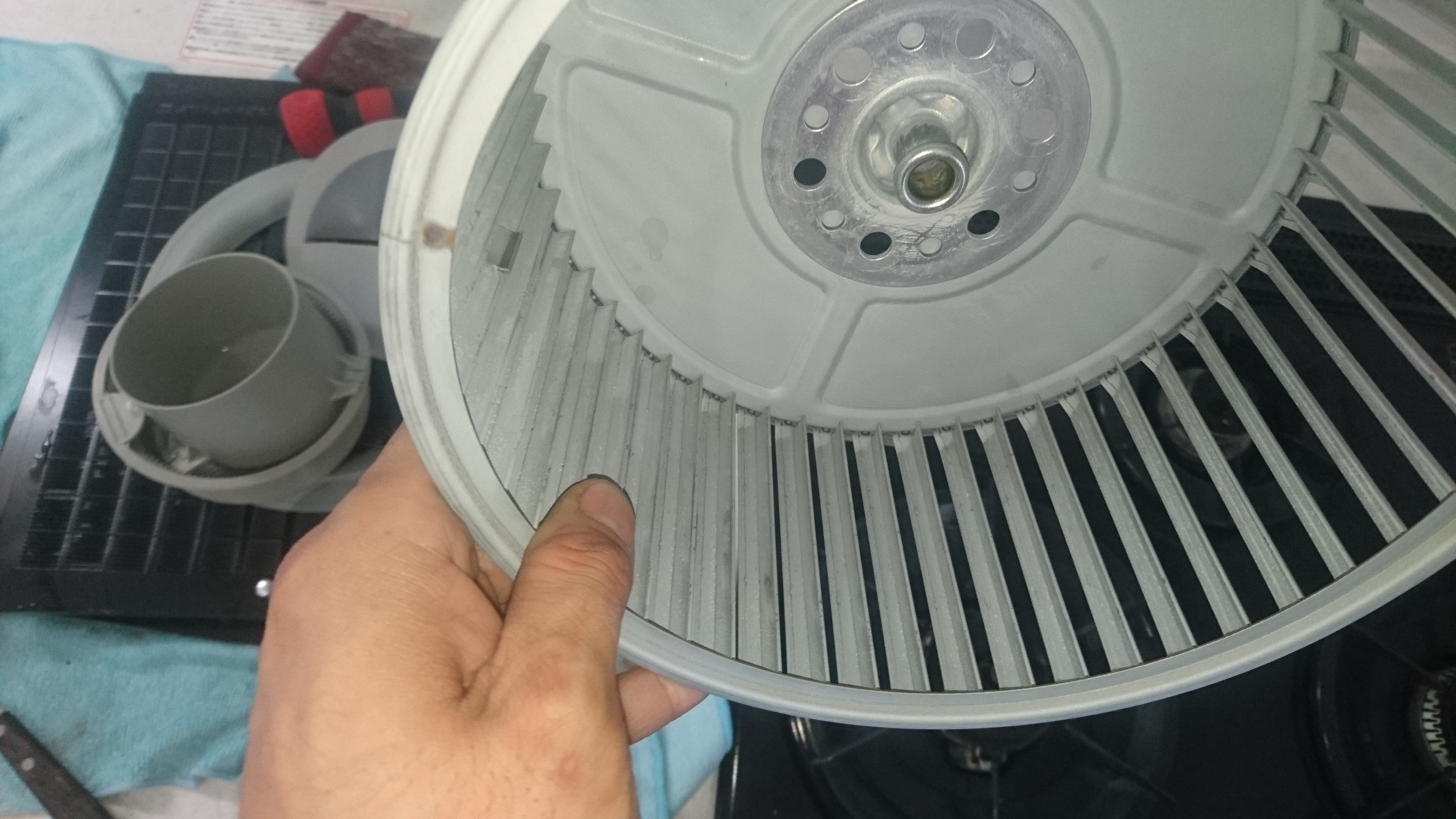 東京都東村山市のレンジフードクリーニングの作業後1