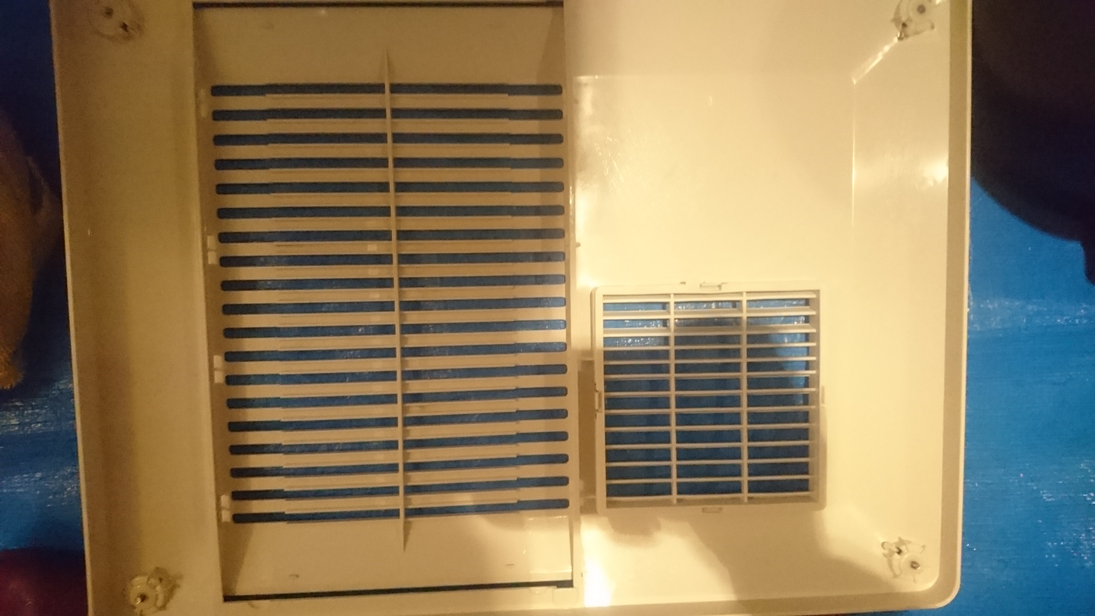 東京都小平市の浴室乾燥機クリーニングの作業後1