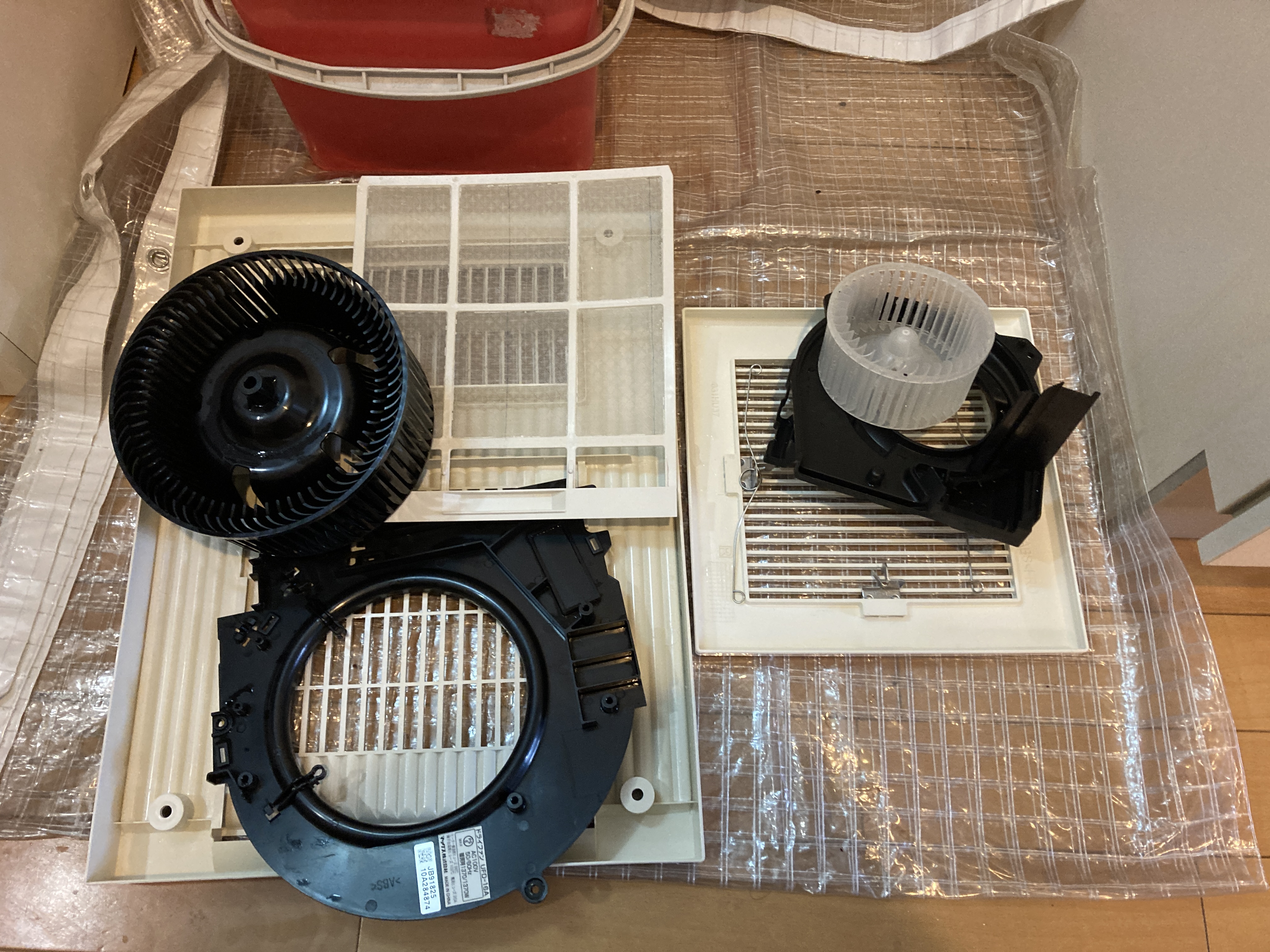 京都府京都市南区東九条東山王町の浴室・お風呂クリーニングの作業後2