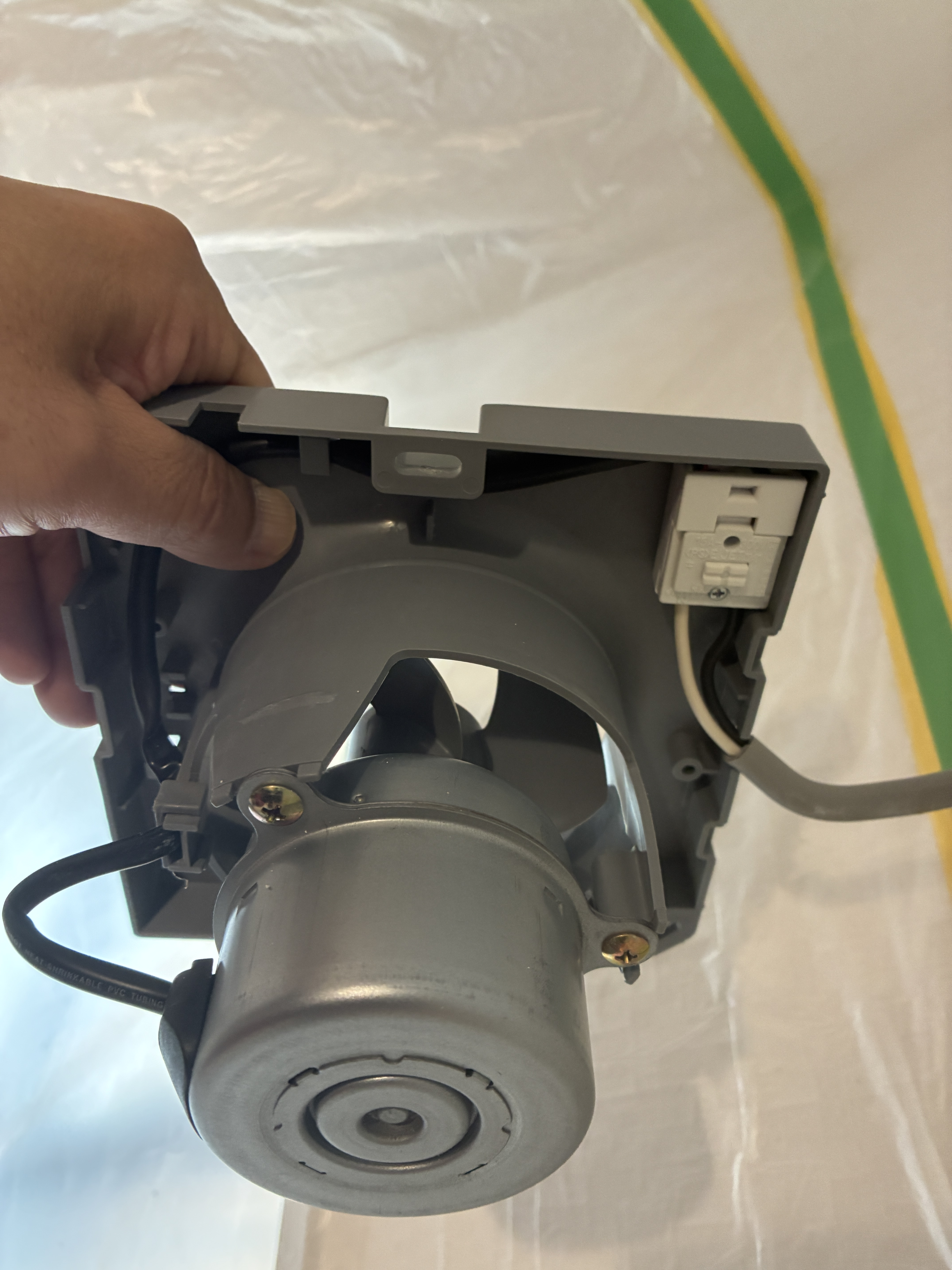 茨城県取手市の洗面所クリーニングの作業後2