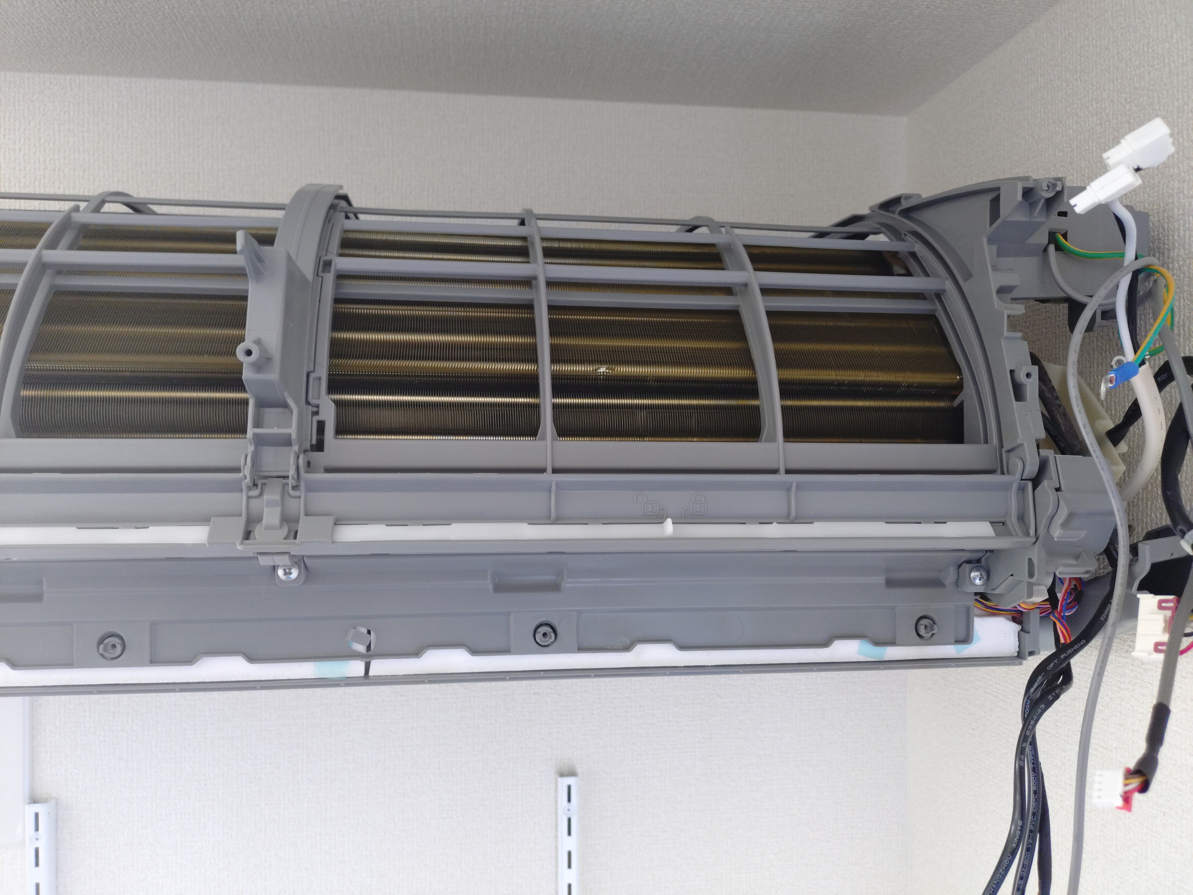 東京都小平市のお掃除機能付きエアコンの作業後2