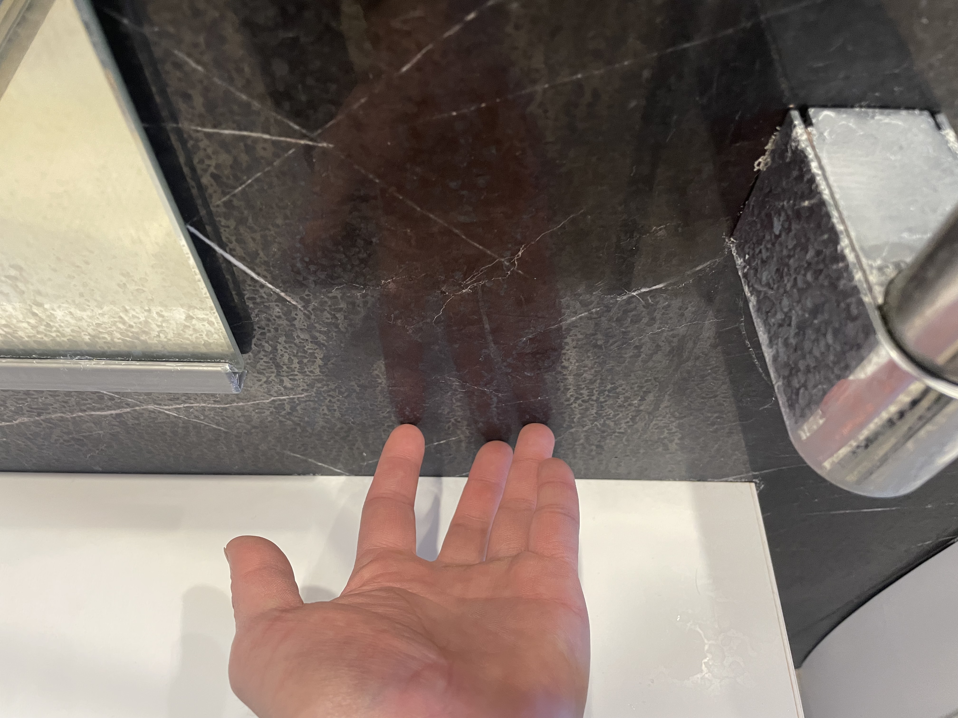 愛知県名古屋市中区の浴室・お風呂クリーニングの作業前2