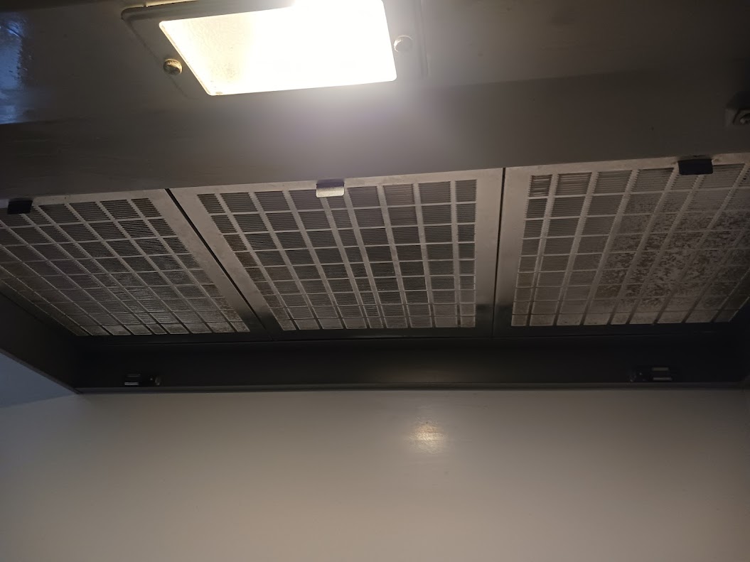 神奈川県横浜市保土ケ谷区のレンジフードクリーニングの作業後1