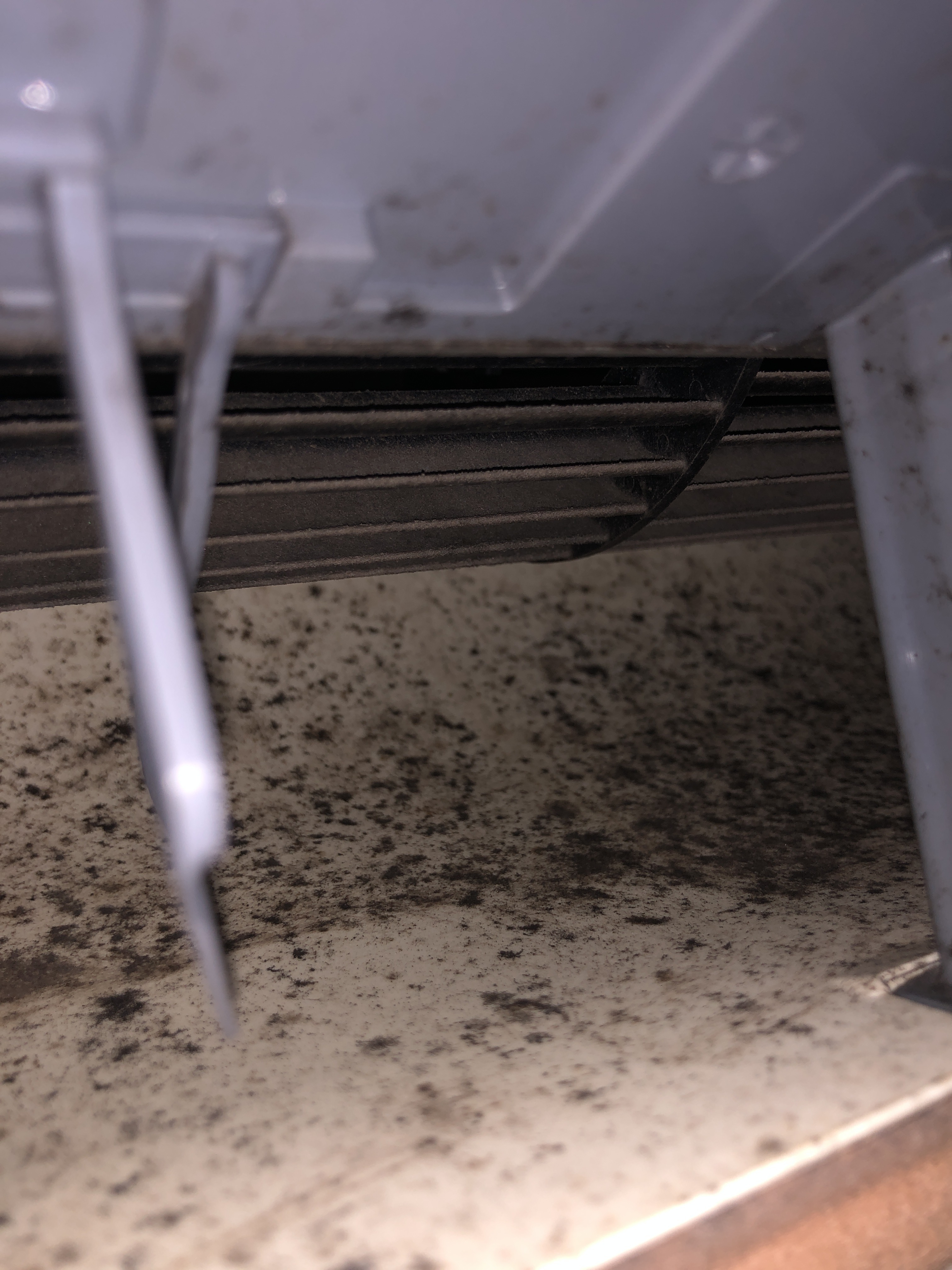 香川県高松市浜ノ町の壁掛けエアコンの作業前2