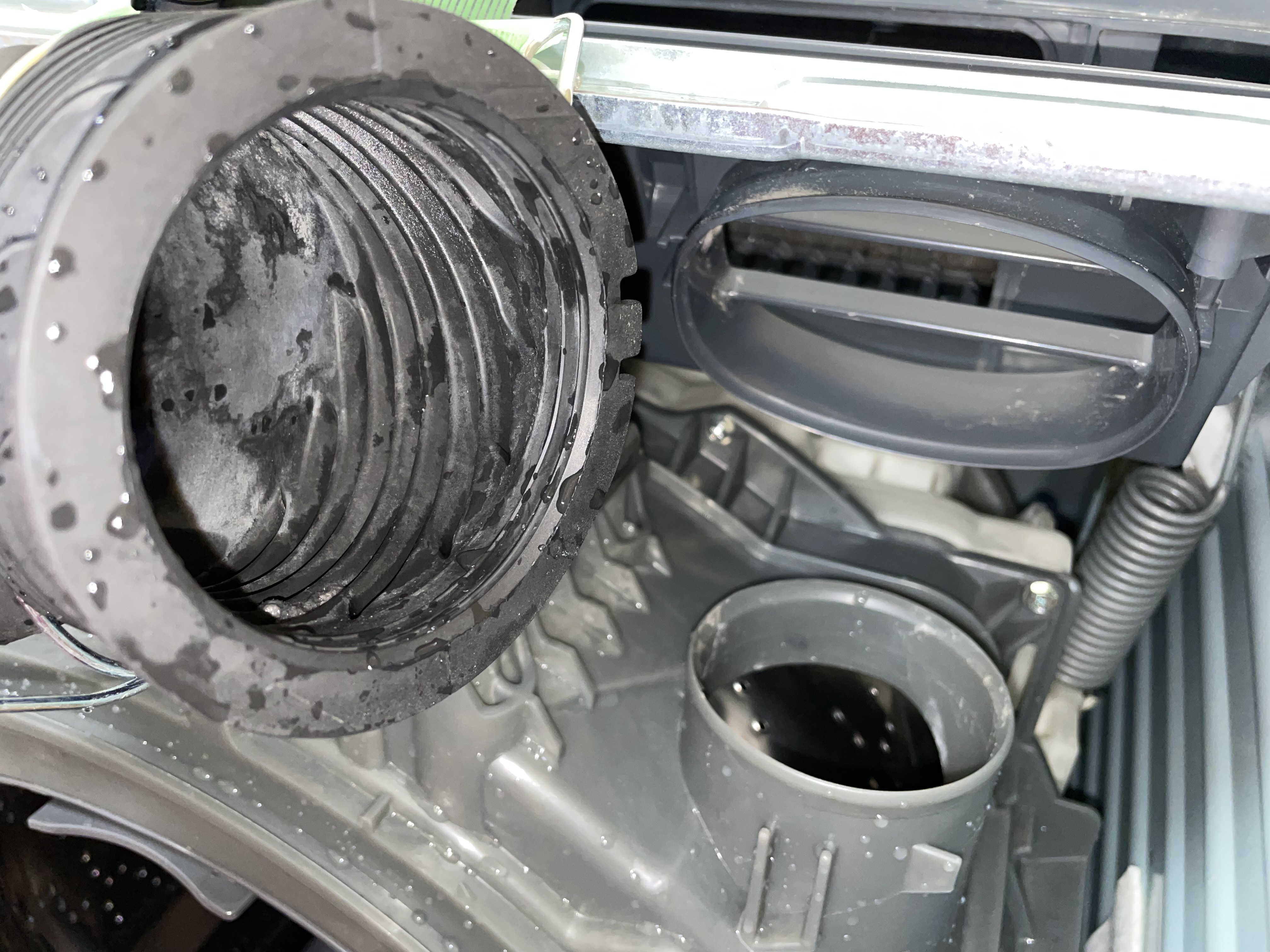 愛知県春日井市鳥居松町の洗濯機分解クリーニングの作業後1