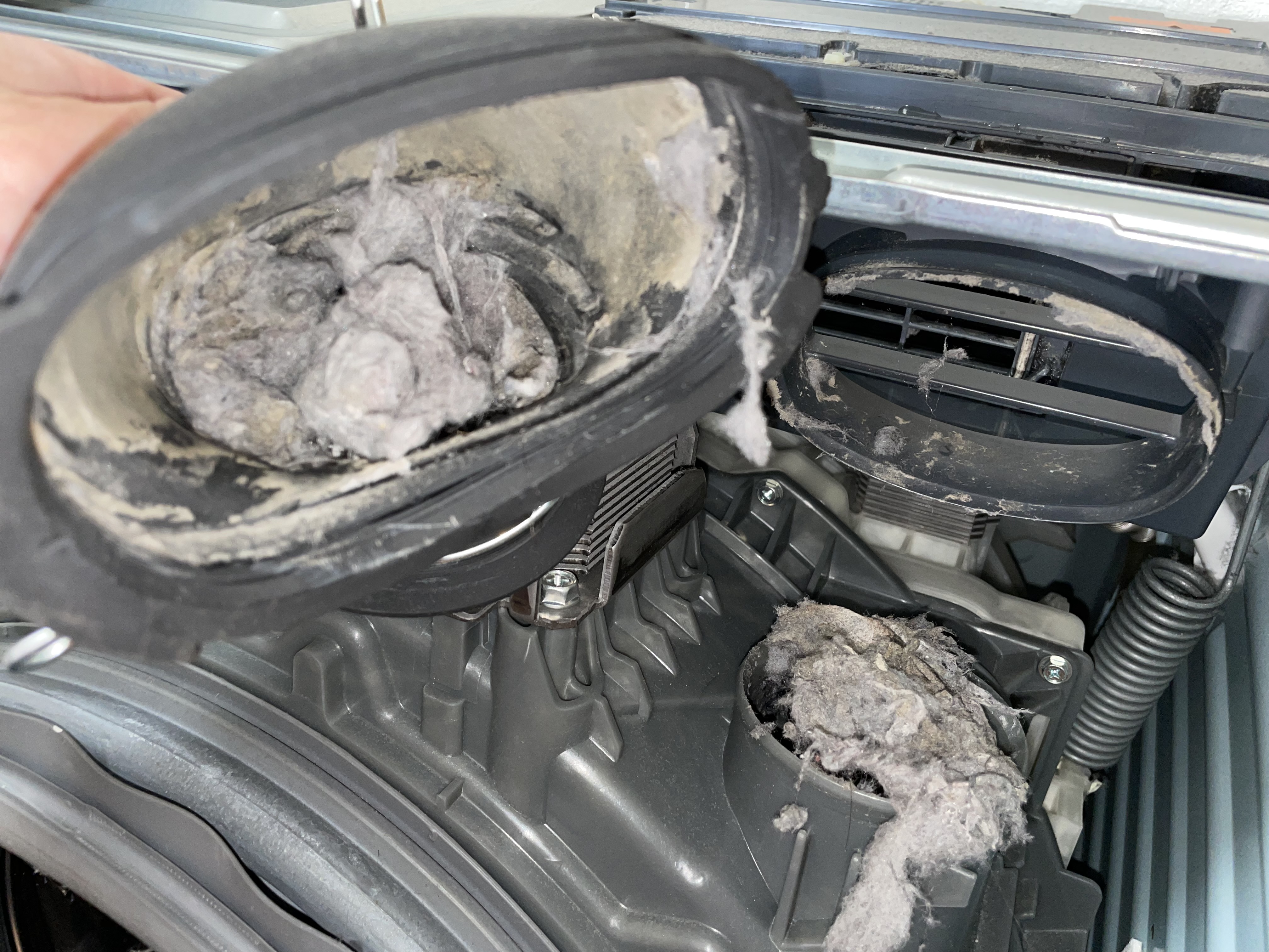 愛知県春日井市鳥居松町の洗濯機分解クリーニングの作業前1