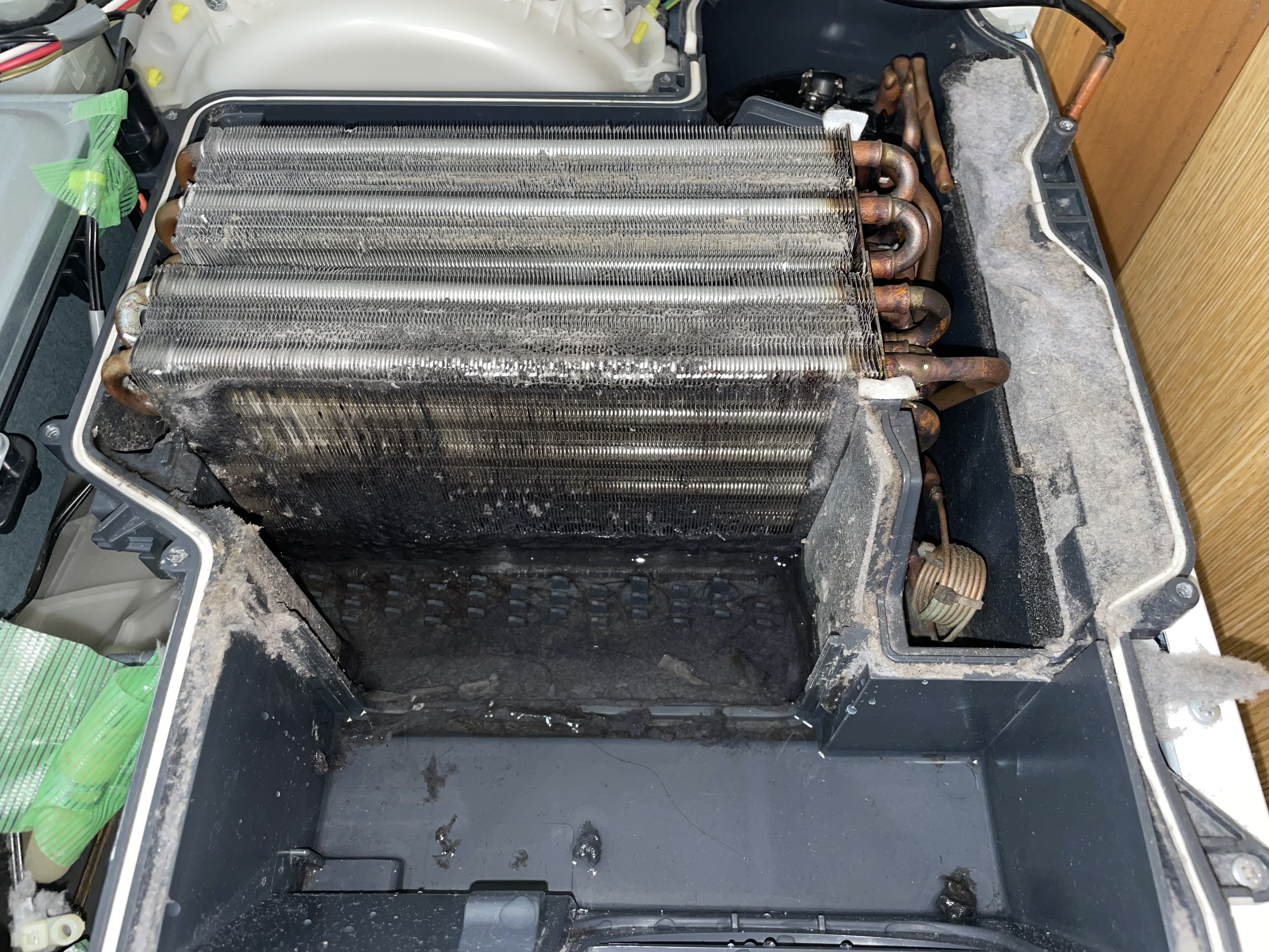 愛知県春日井市鳥居松町の洗濯機分解クリーニングの作業前2