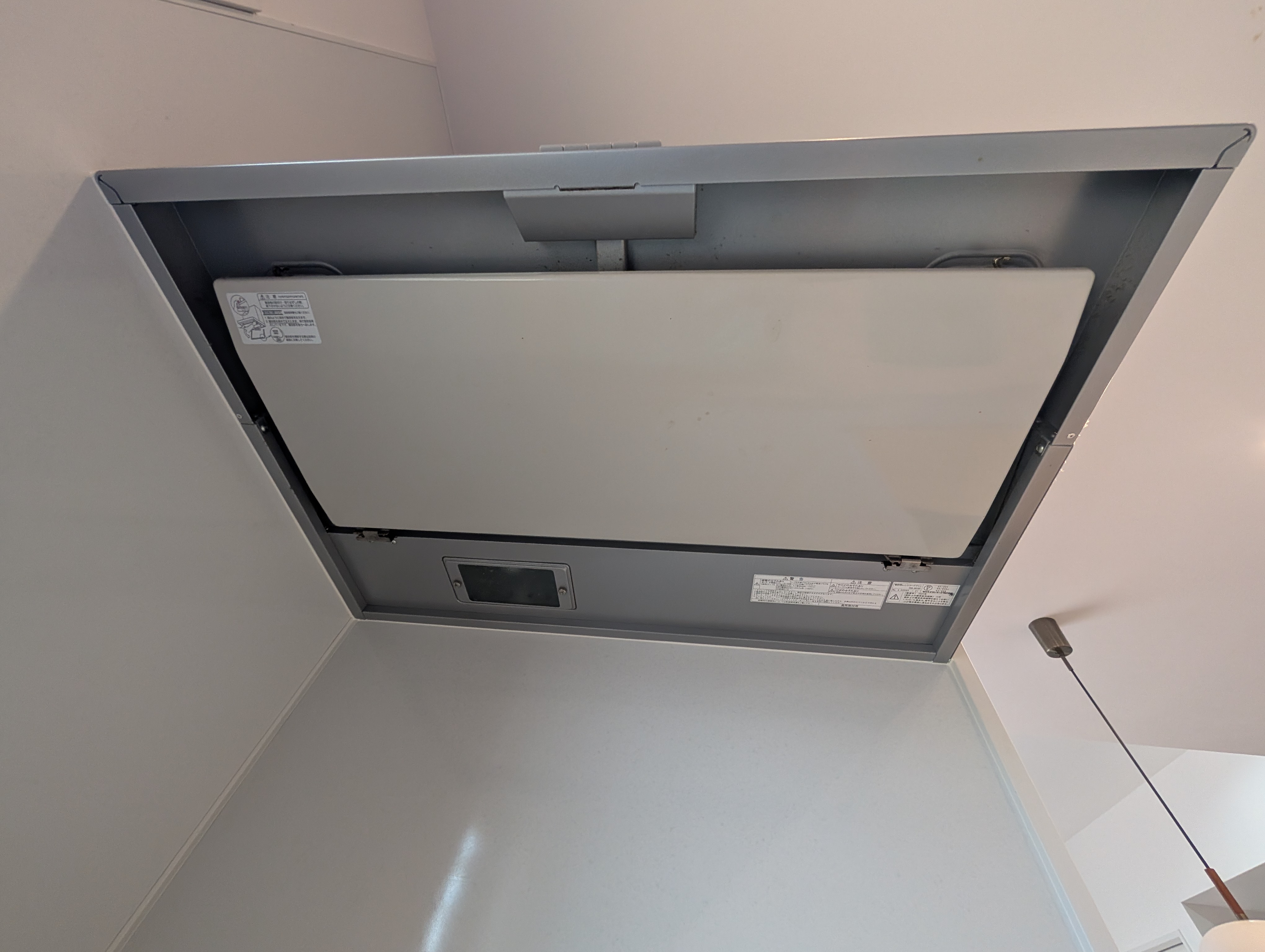 香川県東かがわ市のレンジフードクリーニングの作業前1