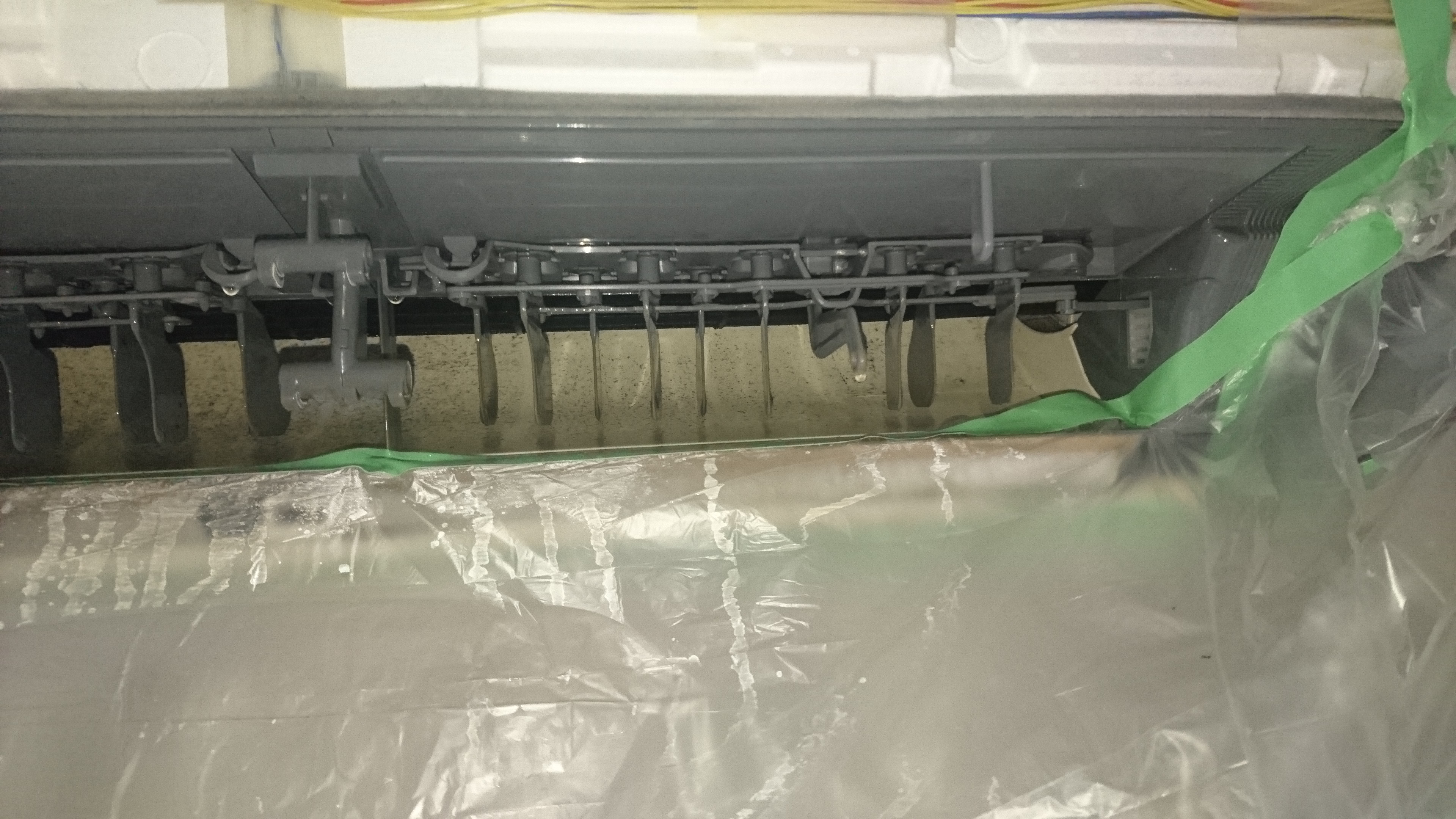 東京都東村山市の壁掛けエアコンの作業前1