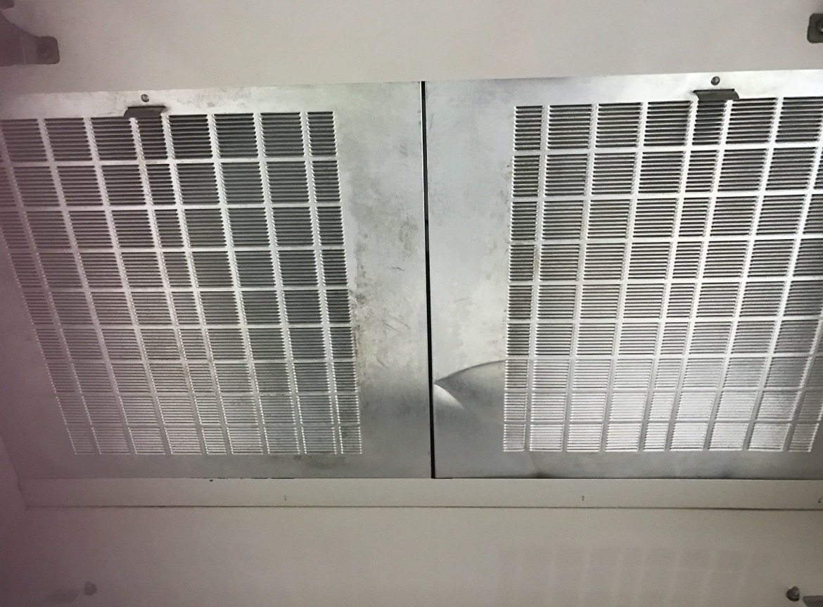 青森県弘前市のレンジフードクリーニングの作業後2