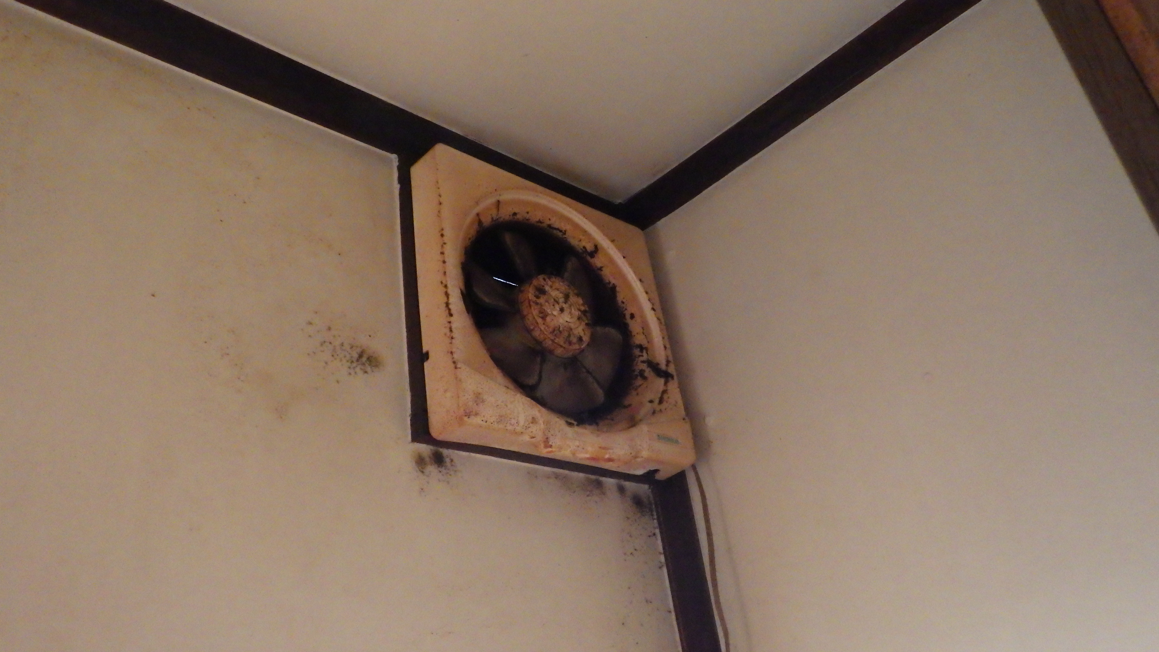 東京都品川区荏原のキッチンクリーニングの作業前2