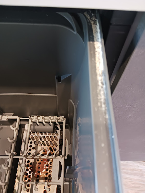 神奈川県横浜市神奈川区のキッチンクリーニングの作業前1