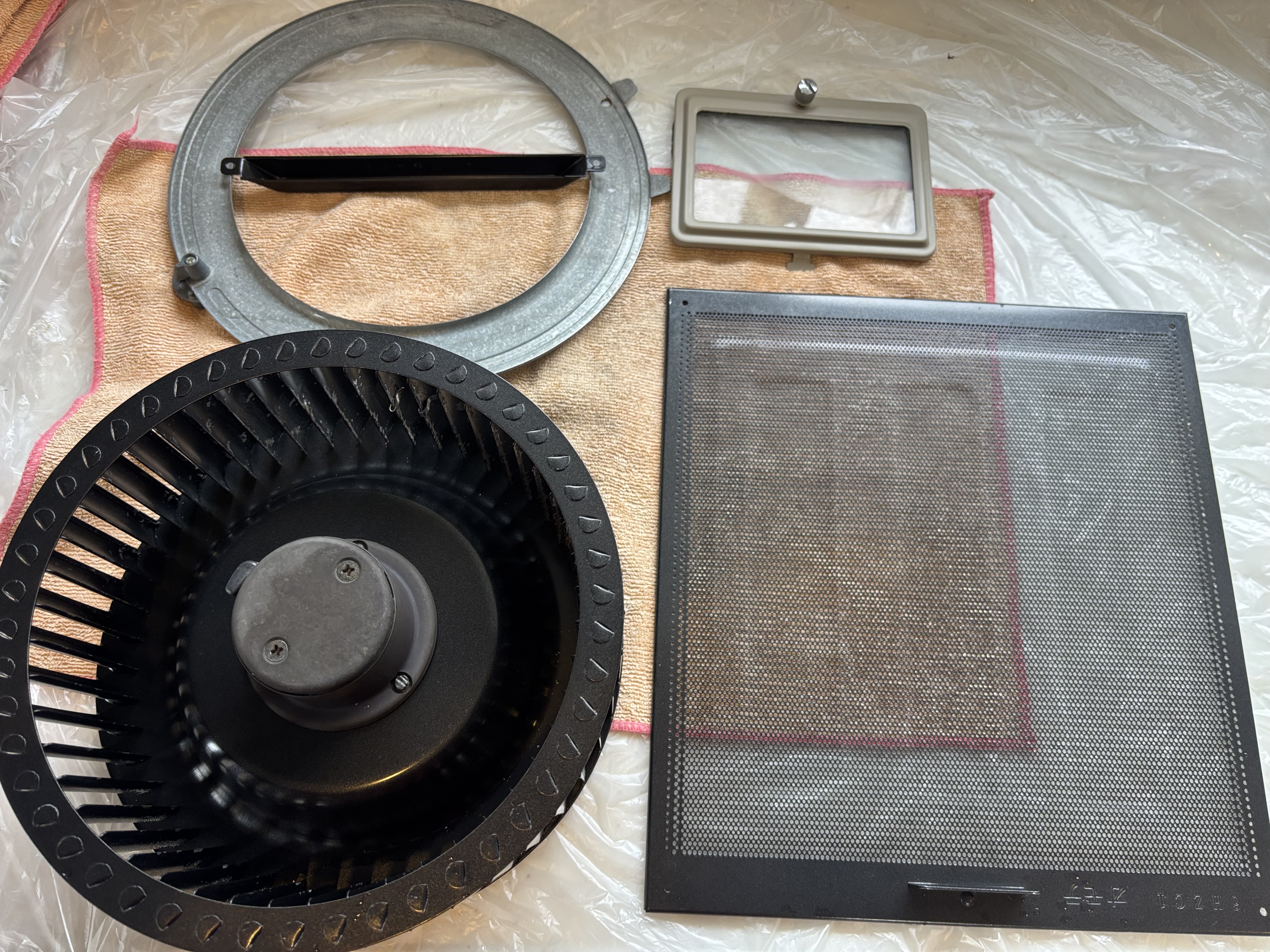 埼玉県朝霞市のレンジフードクリーニングの作業後1