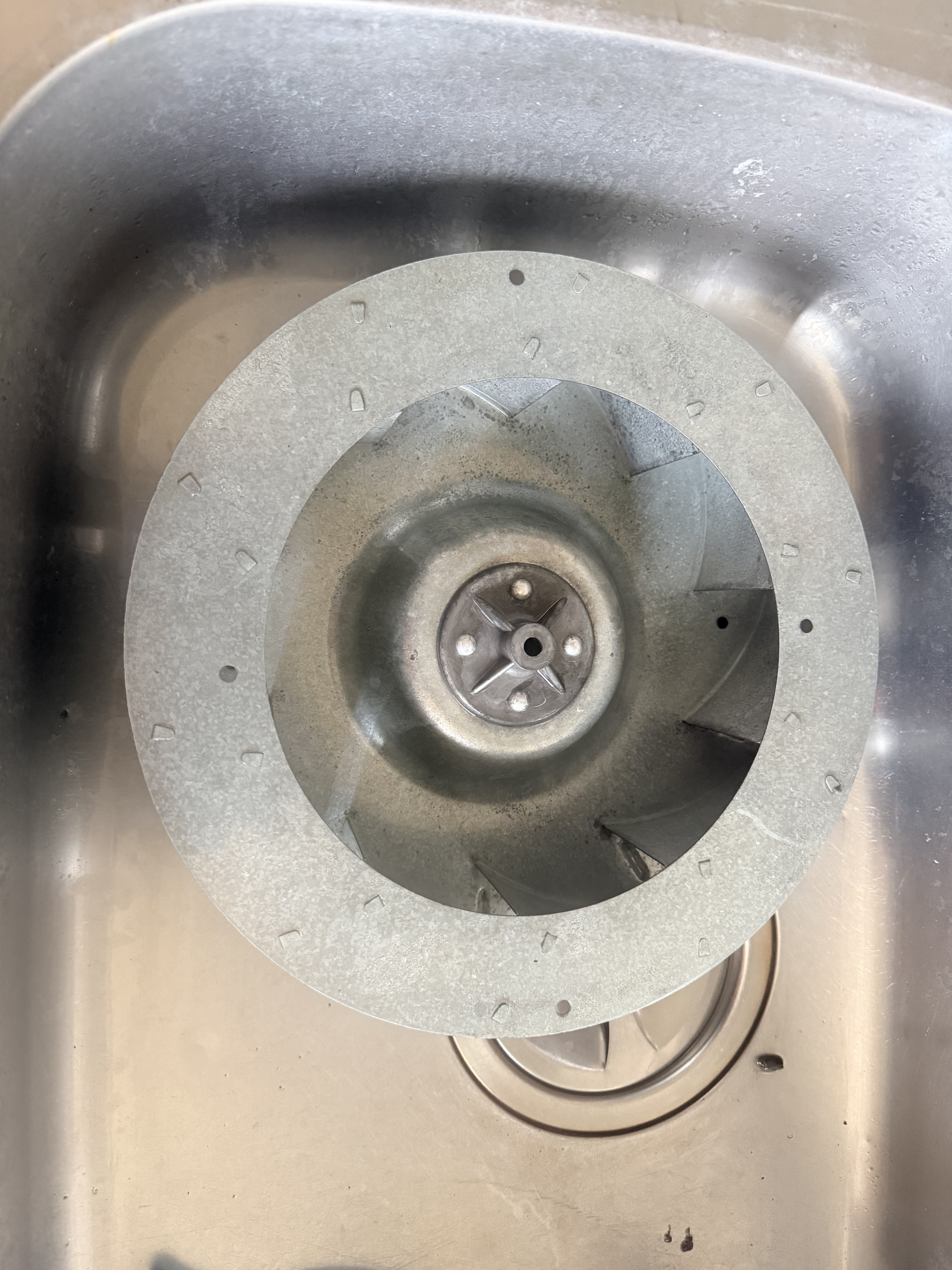 千葉県千葉市中央区宮崎町のレンジフードクリーニングの作業後2