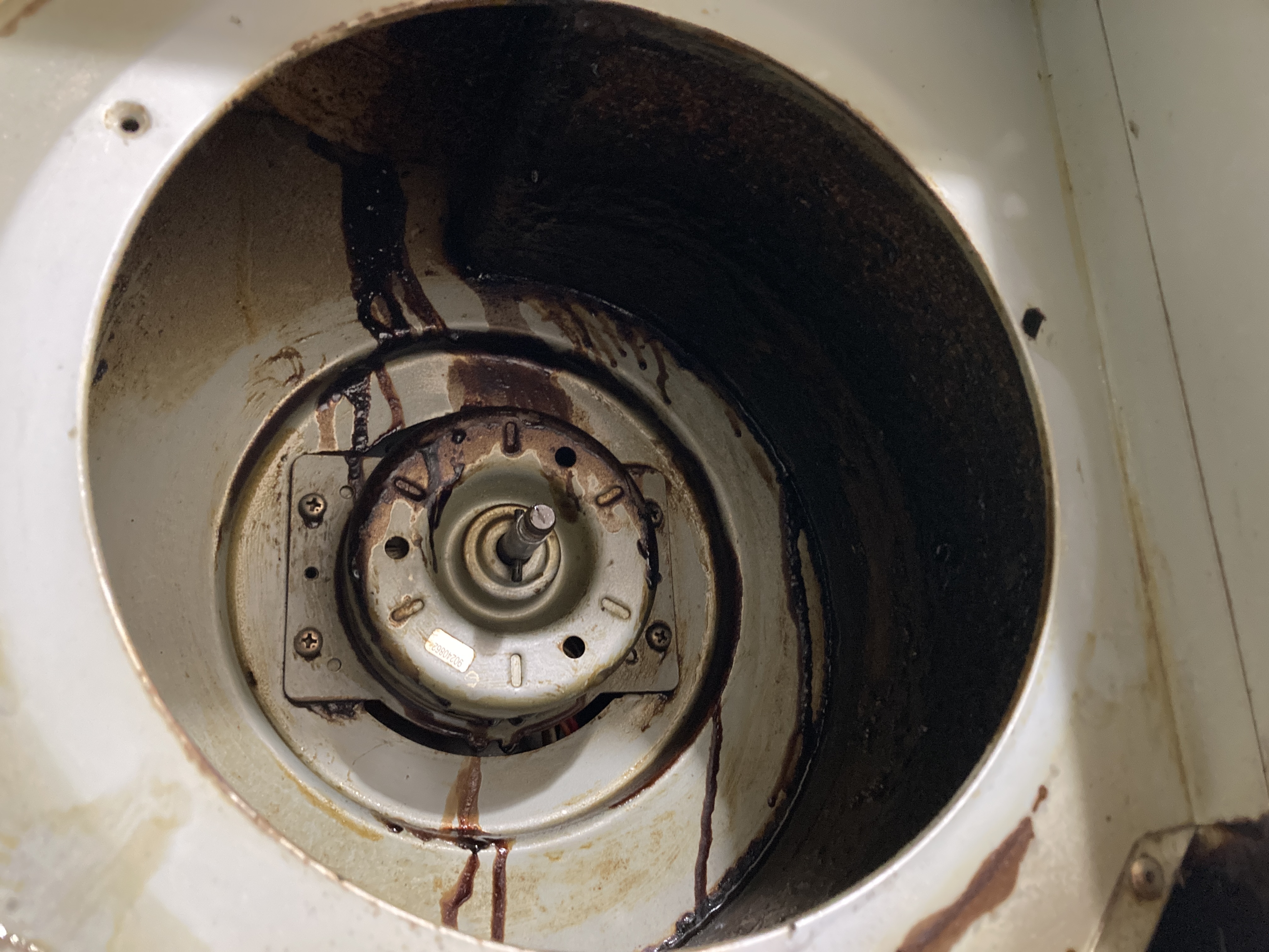 京都府京都市右京区太秦安井車道町のレンジフードクリーニングの作業前1