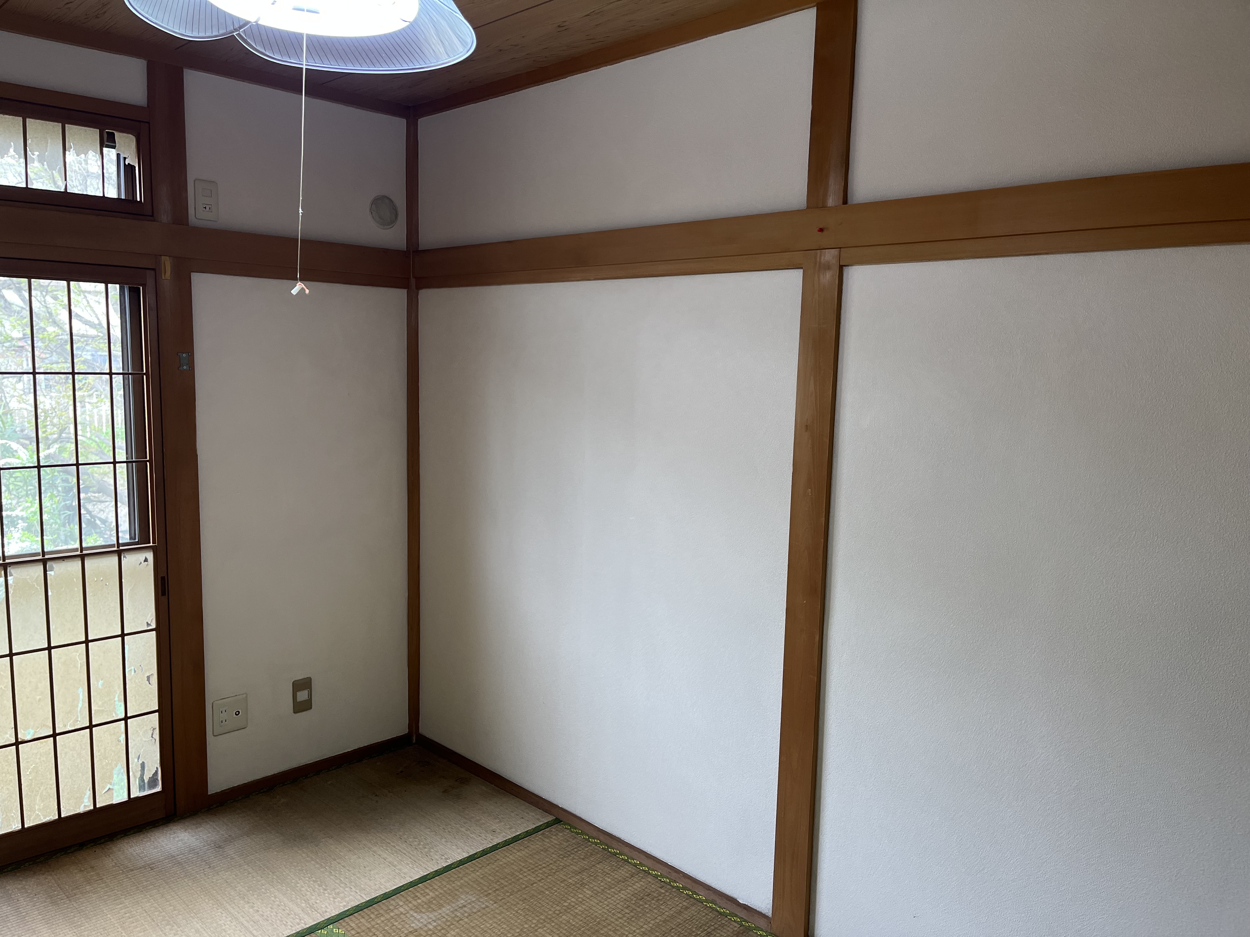 京都府京都市山科区東野北井ノ上町の壁紙復元塗装の作業後1